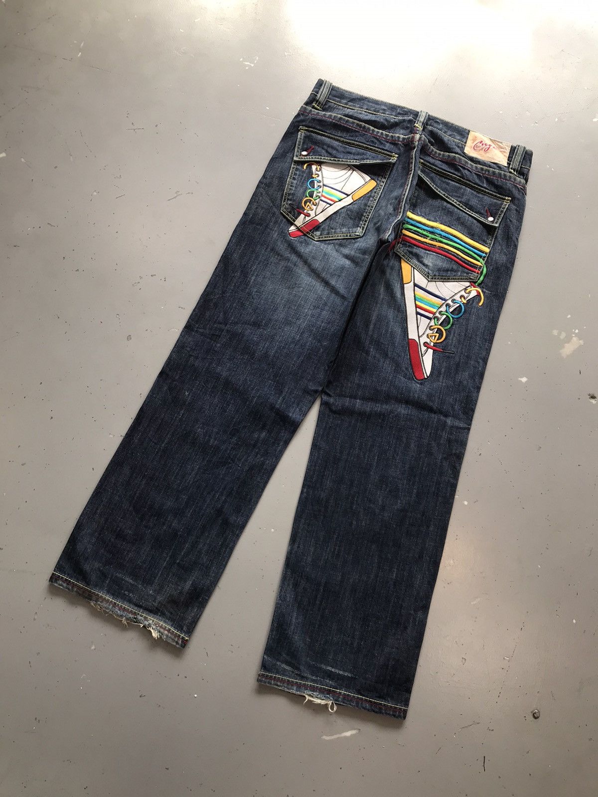 Coogi × Vintage Vintage Coogi crazy shoes embroidered rainbow loose denim Size US 36 / EU 52 - 10 Thumbnail
