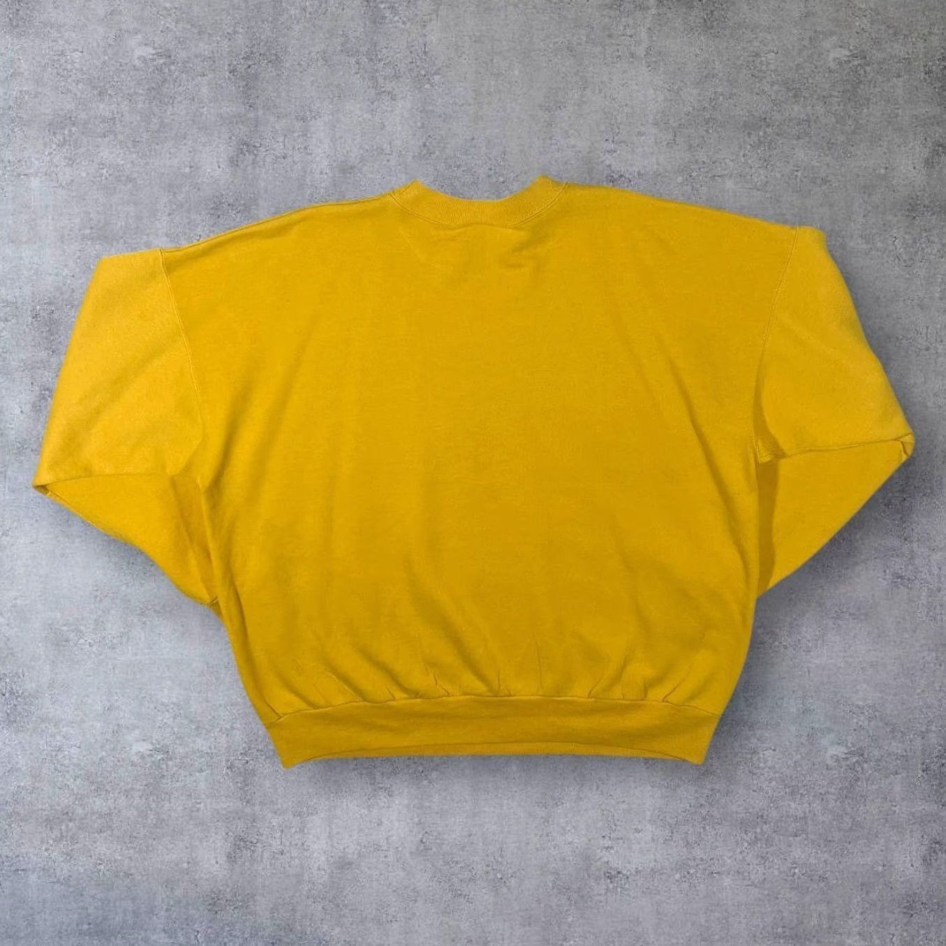 Hanes VINTAGE Hanes "Schaumburg Saxons" Basketball Graphic Sweatshirt XL Yellow Mens Size US XL / EU 56 / 4 - 2 Thumbnail