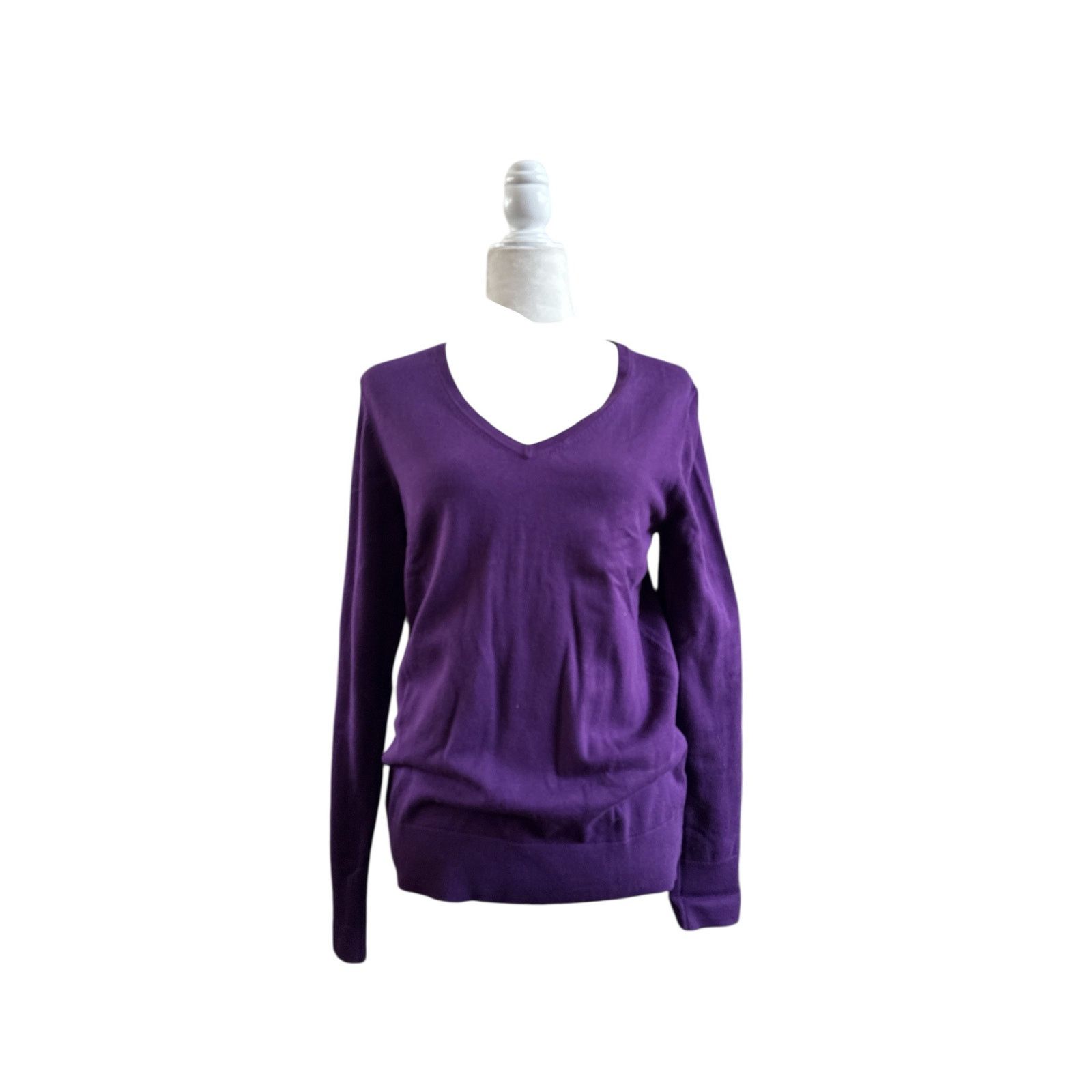 Kirkland Signature Kirkland Womens Signature Long Sleeve V-Neck Sweater Purple Size L / US 10 / IT 46 - 2 Thumbnail