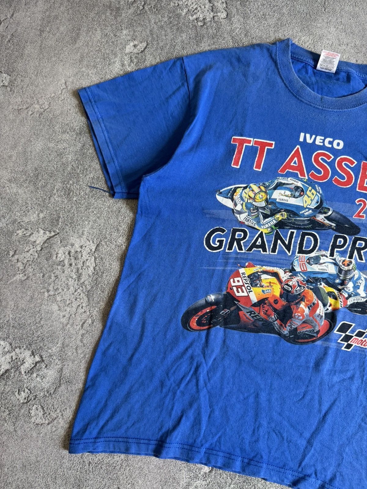 Vintage Grand Prix IVECO Motogp TT ASSEN racing 2013 tshirt tee 00s Size US L / EU 52-54 / 3 - 8 Thumbnail