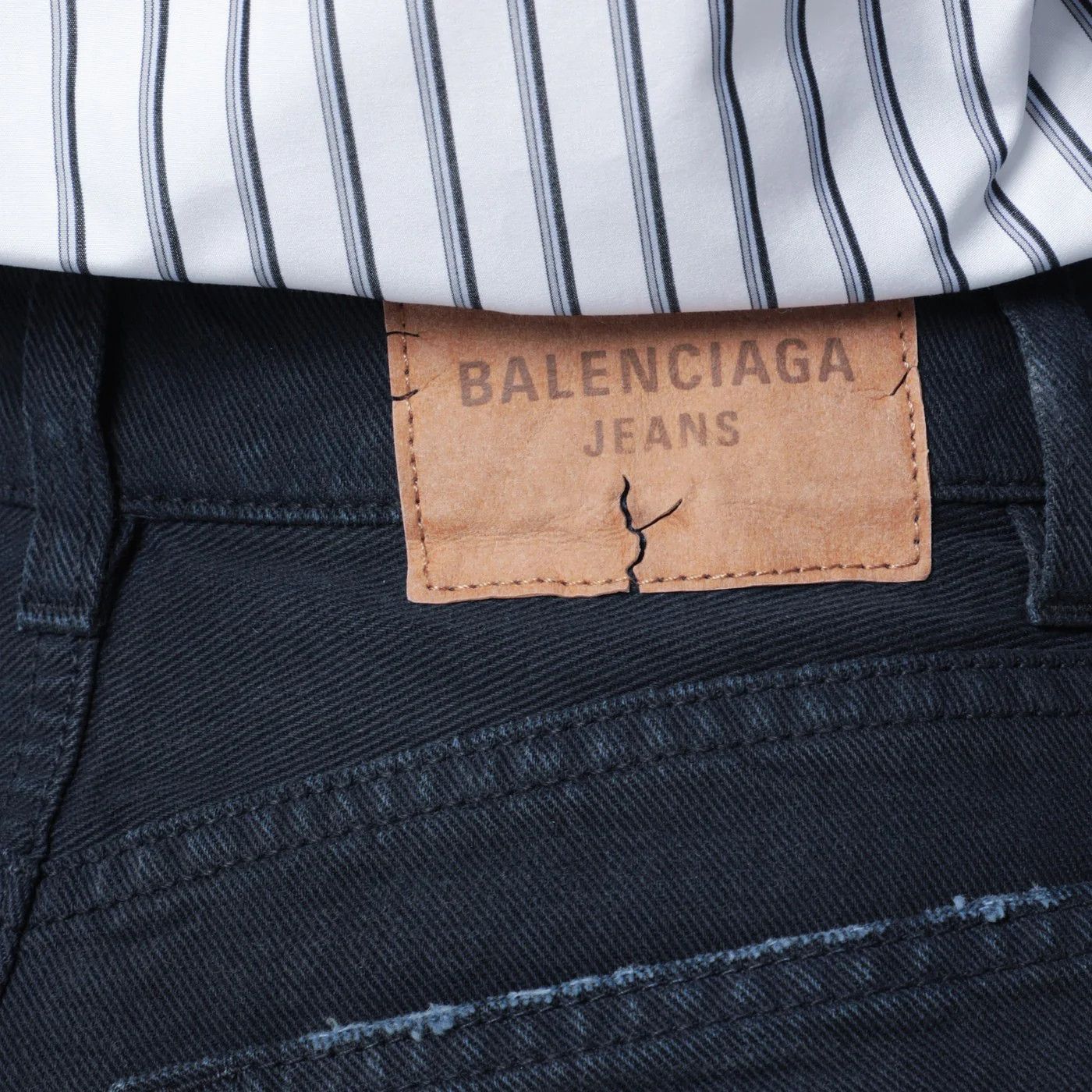 Balenciaga o1d2blof0426 Denim Skirt in Navy Blue Size 27" / US 4 / IT 40 - 5 Thumbnail