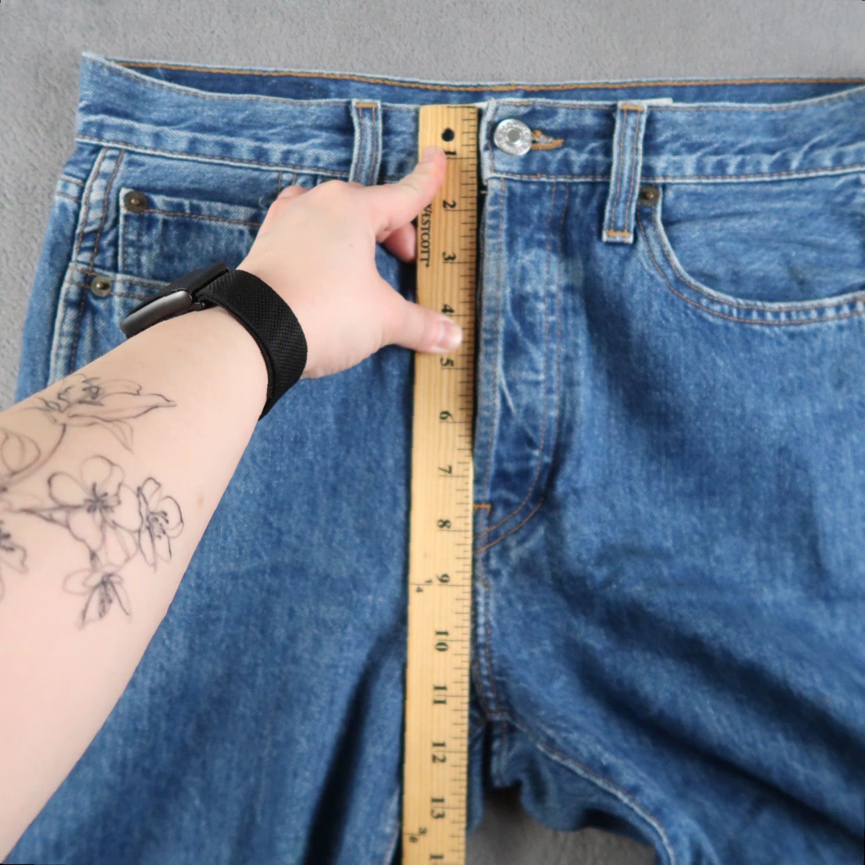 RE/DONE ReDone Originals High Rise Jeans Straight Color Blue 28 Cotton Denim 5-Pocket Design Womens June style Regular fit Adults? Size 28" / US 6 / IT 42 - 7 Thumbnail