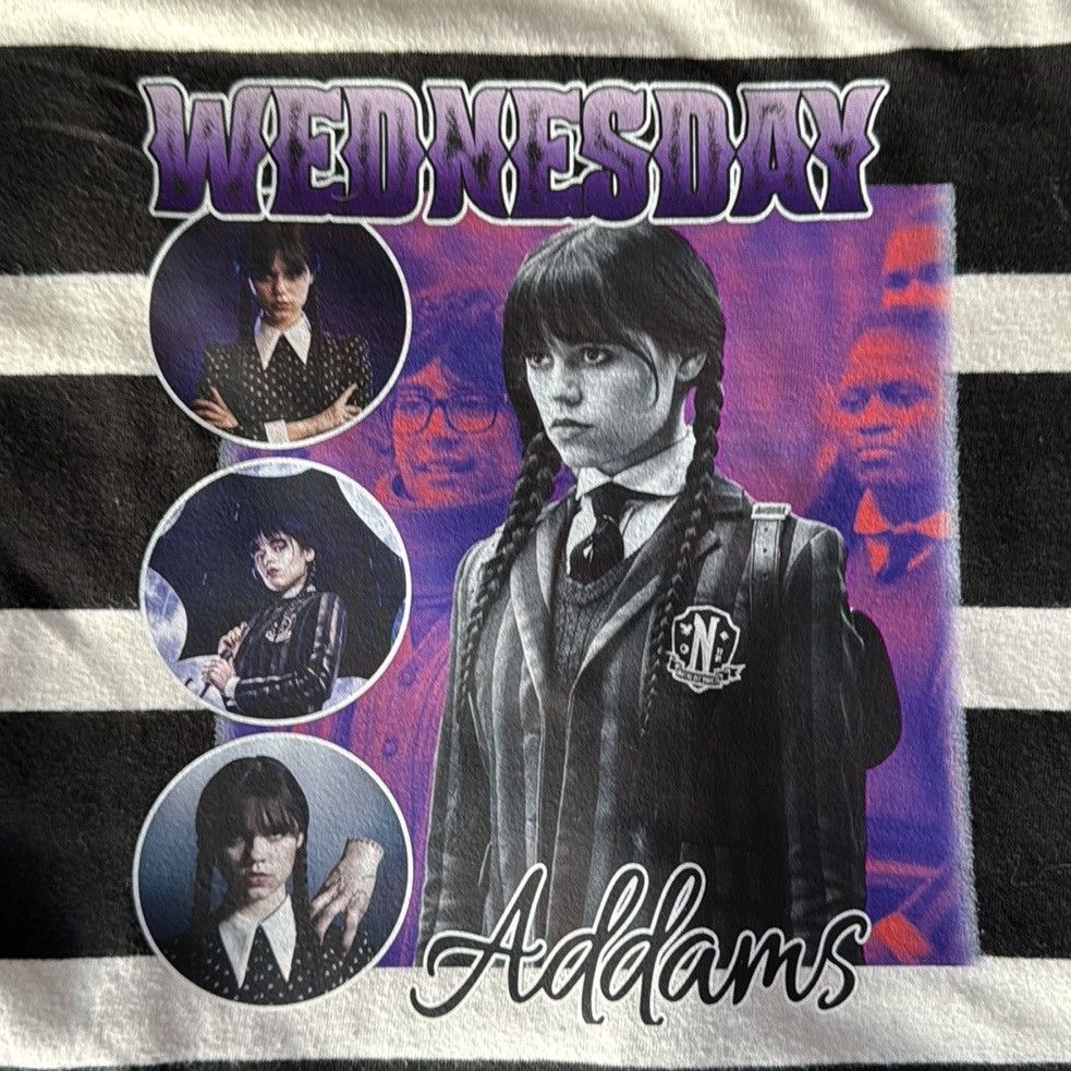 Vintage Wednesday Customized, Y2K Striped Deep V-Neck Knit Cardigan Size ONE SIZE - 6 Thumbnail