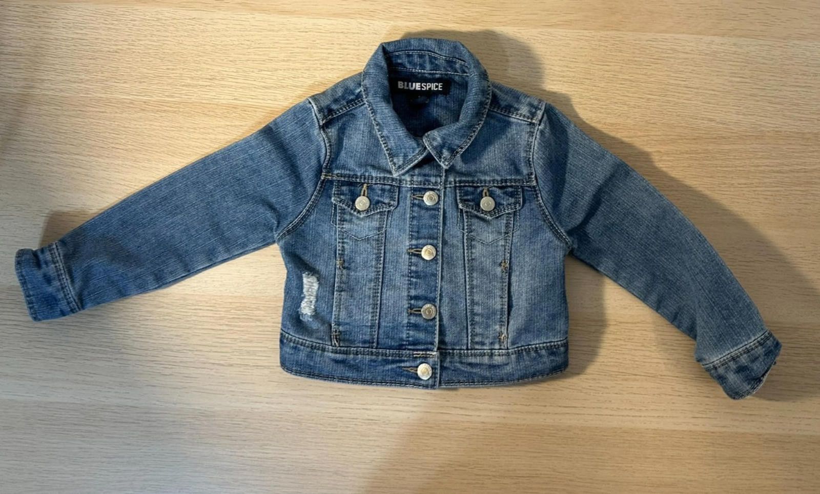 Designer Girls’ Size 4 Blue Denim Jacket Classic Fit Button Front Size ONE SIZE - 1 Thumbnail