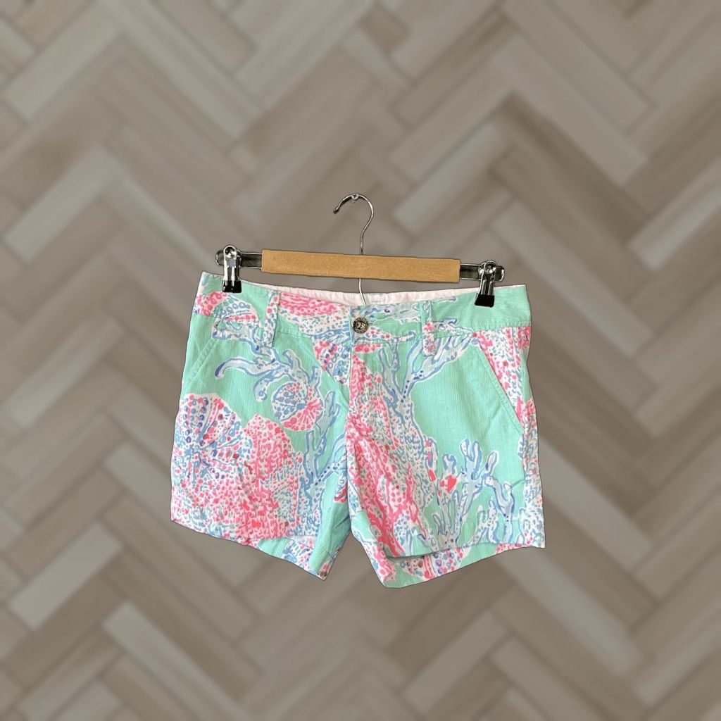 Lilly Pulitzer Lilly Pulitzer Women's Callahan Shorts Size 2 Blue Multicolor Floral Pattern Sea Shorts Dress Casual Travel Beach Walking Womens Size 26" / US 2 / IT 38 - 1 Thumbnail