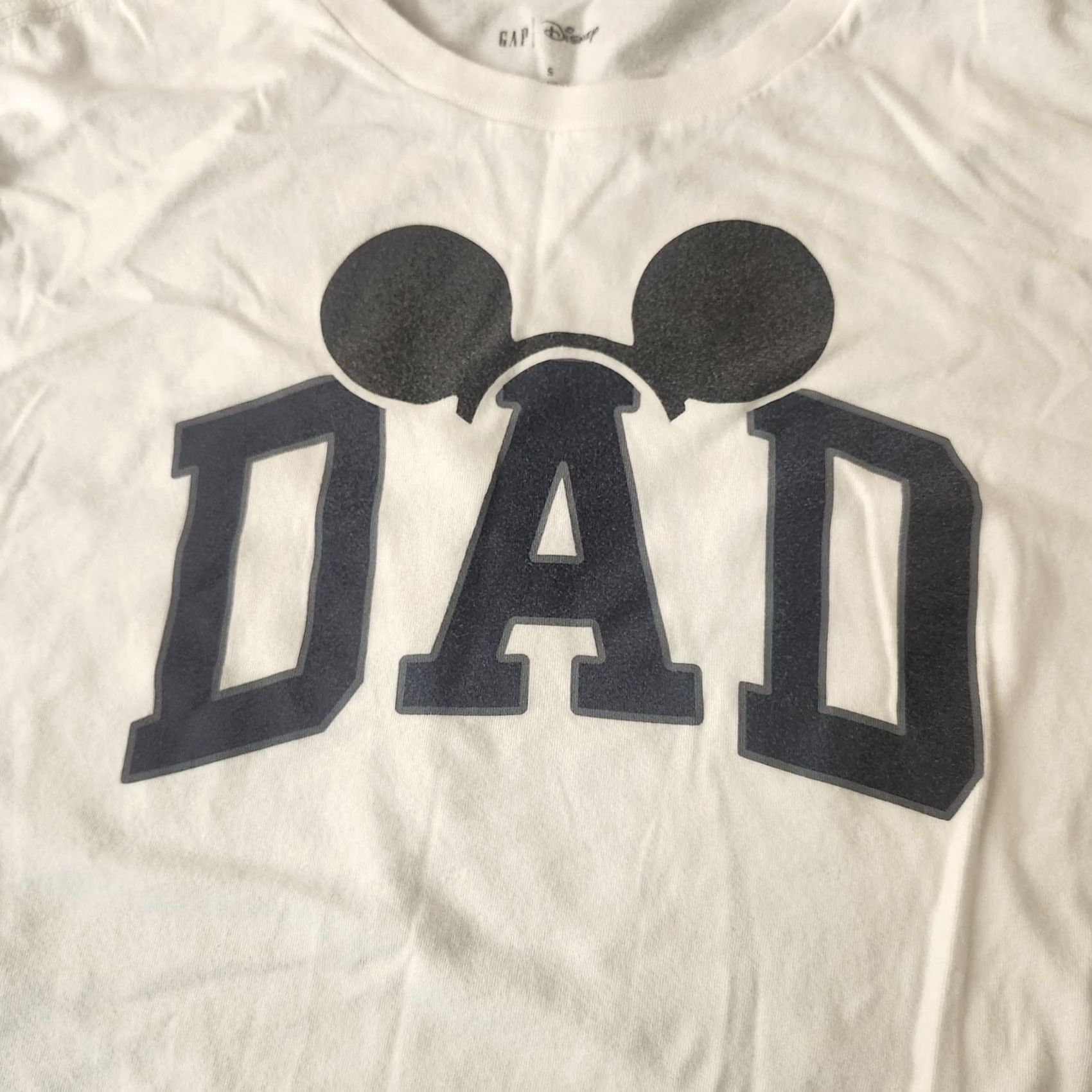Gap GAP Disney Dad Mickey Shirt Mens Small White Graphic Fathers Day Tee Size US S / EU 44-46 / 1 - 3 Thumbnail