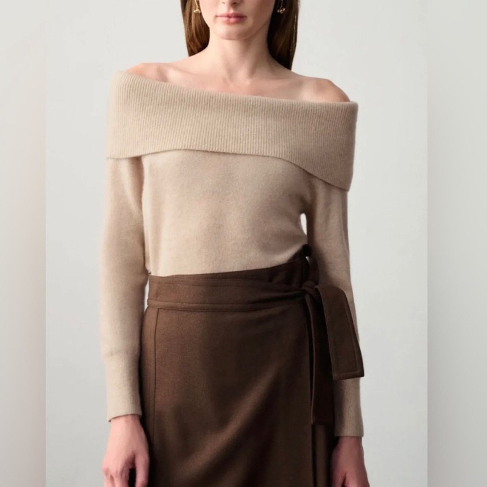 White + Warren White + Warren Cashmere Bardot Knit Sweater Tan Size Medium Size M / US 6-8 / IT 42-44 - 1 Thumbnail