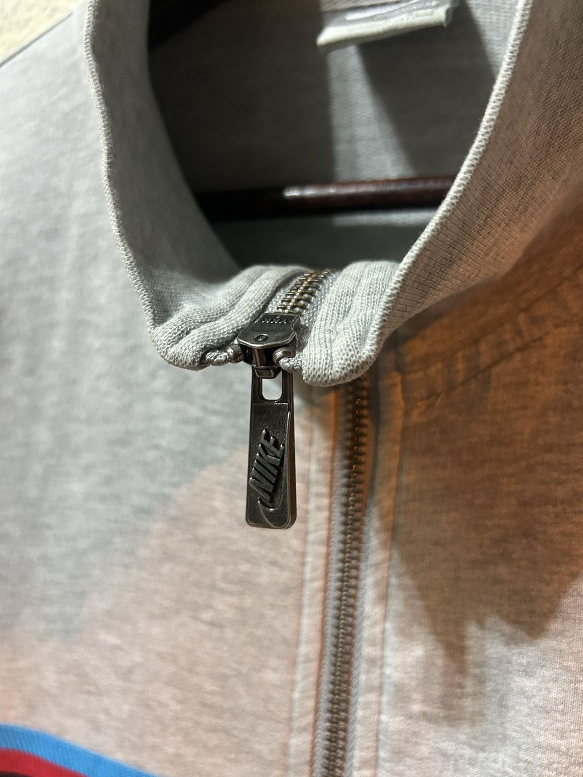 Nike Vintage Y2K Nike Stripes Zip Up Sweatshirt Size US S / EU 44-46 / 1 - 7 Thumbnail