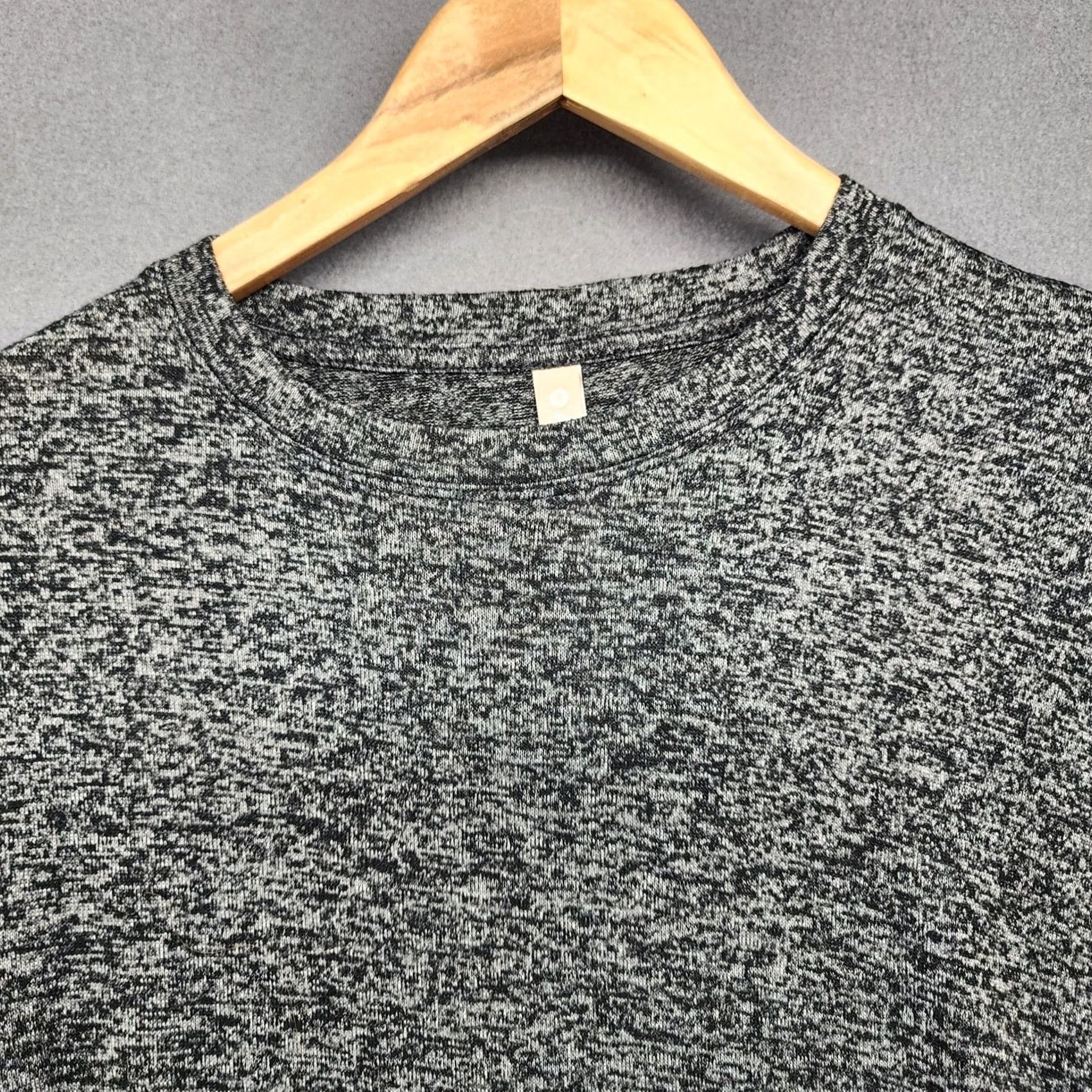 Athleta Athleta Womens Top XS Long Sleeve Stretch Heathered Black Charcoal Size XS / US 0-2 / IT 36-38 - 6 Thumbnail