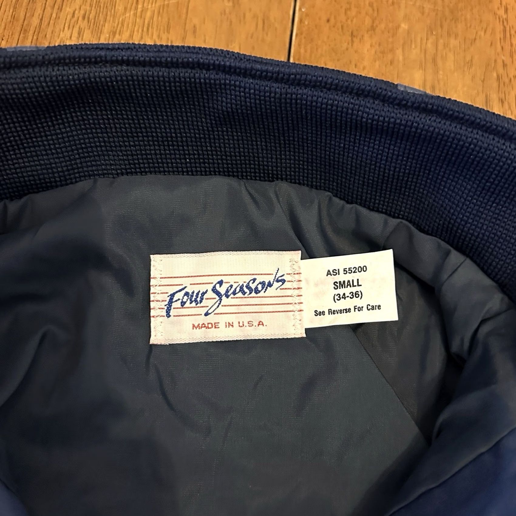 Hartford VINTAGE The Hartford Courant Newspaper Jacket Bomber Windbreaker Small Adult Blue 80s Size US S / EU 44-46 / 1 - 4 Thumbnail