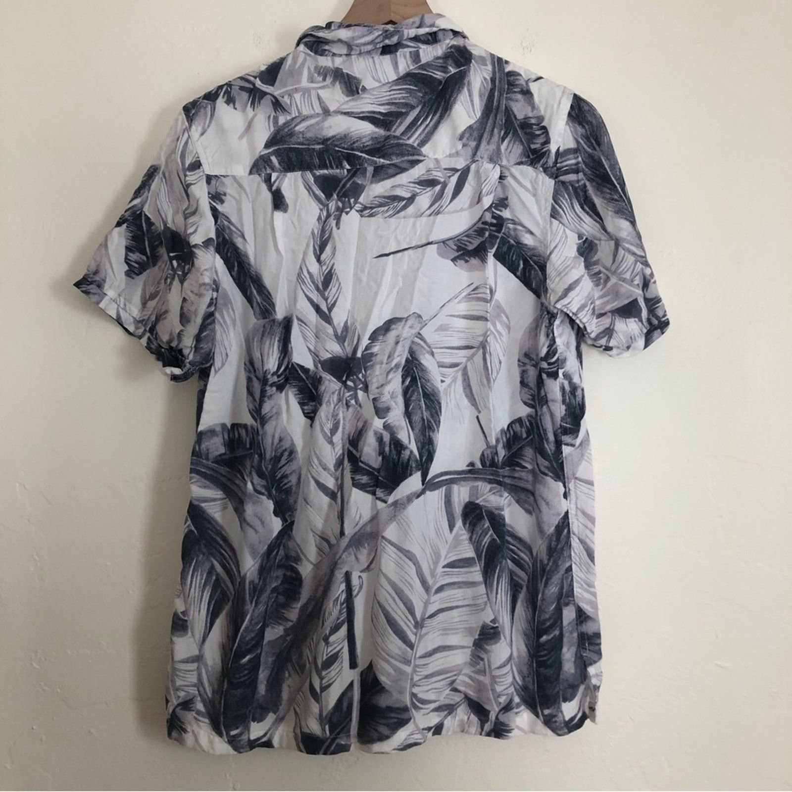 Other Dirty Laundry Men's Casual Button Tropical Viscose Shirt Size US M / EU 48-50 / 2 - 7 Thumbnail