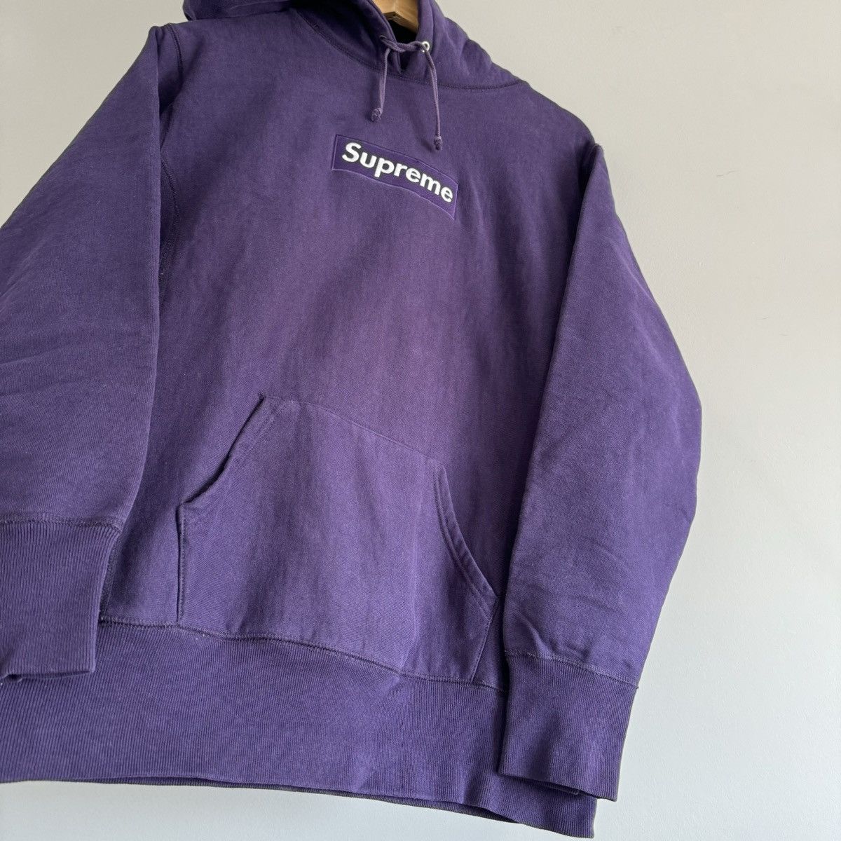 Supreme × Vintage 2001 Supreme Purple Box Logo Hoodie Size US M / EU 48-50 / 2 - 10 Thumbnail
