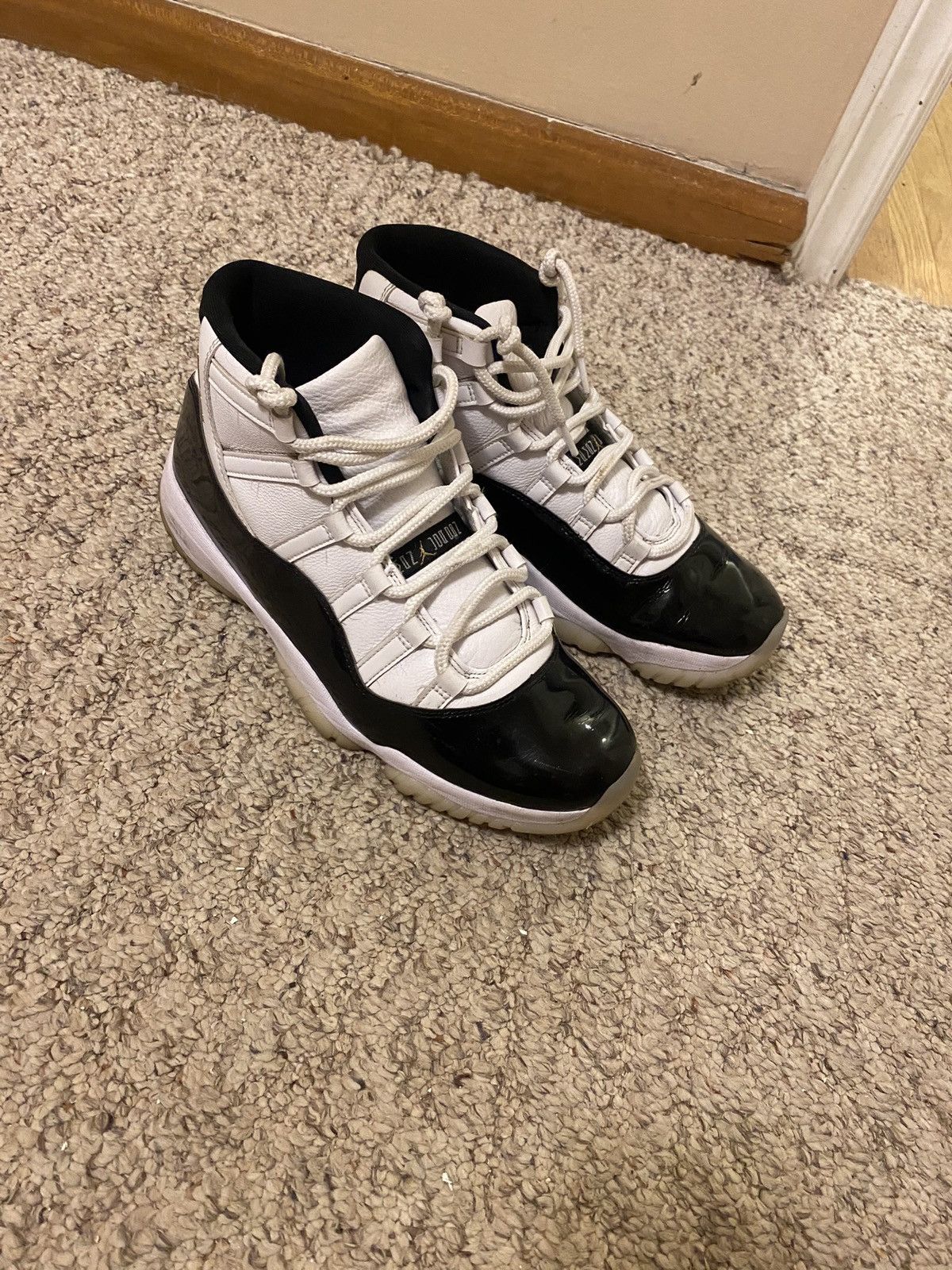 Jordan Brand Jordan 11 Retro ‘Gratitude/Defining Momments Size US 11.5 / EU 44-45 - 1 Thumbnail