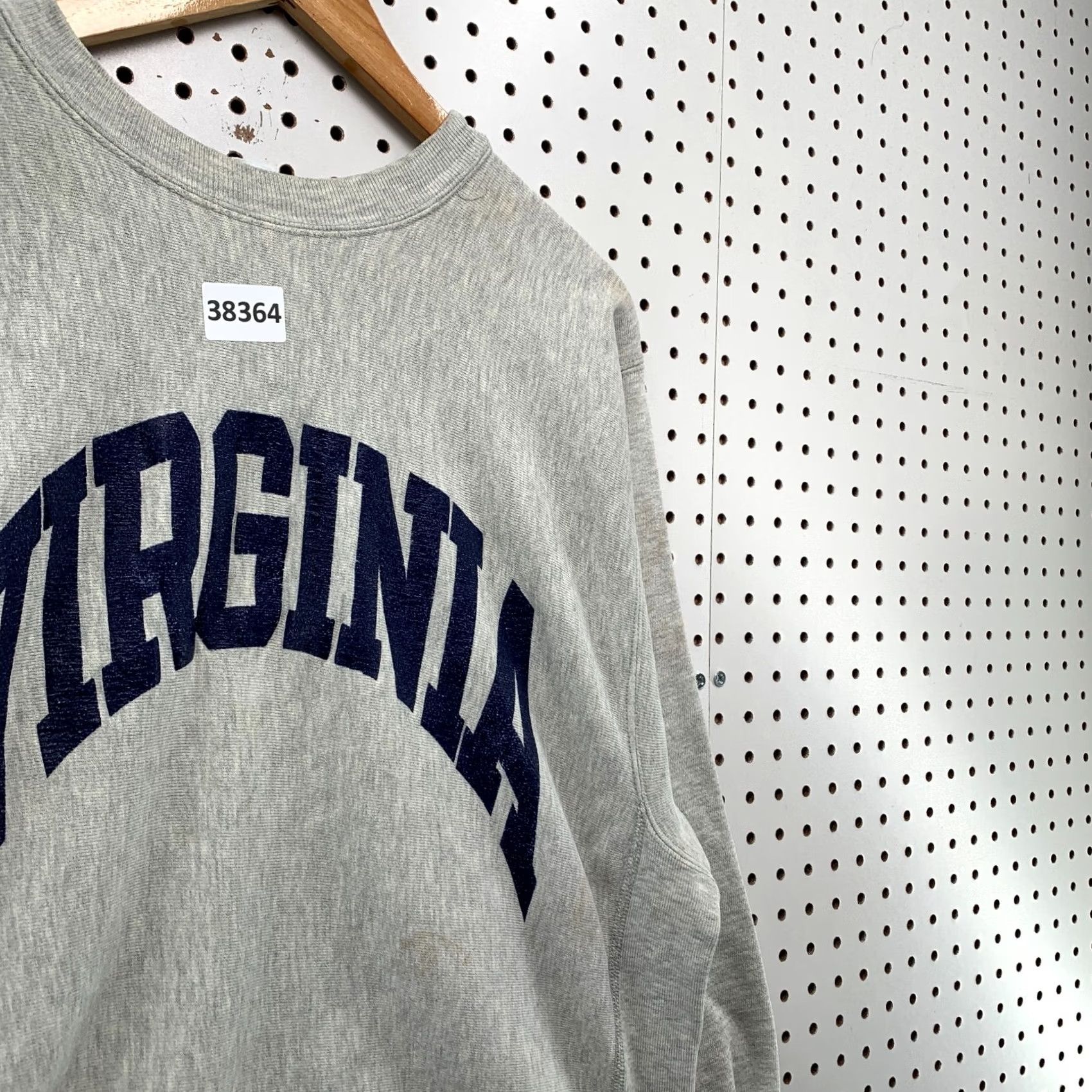 Champion VINTAGE Virginia Cavaliers Sweatshirt Men 2XL Gray Champion Reverse Weave 90s USA University Crew Neck Long Sleeve Pullover Fleece Sweatshirt Mens Size US XXL / EU 58 / 5 - 5 Thumbnail