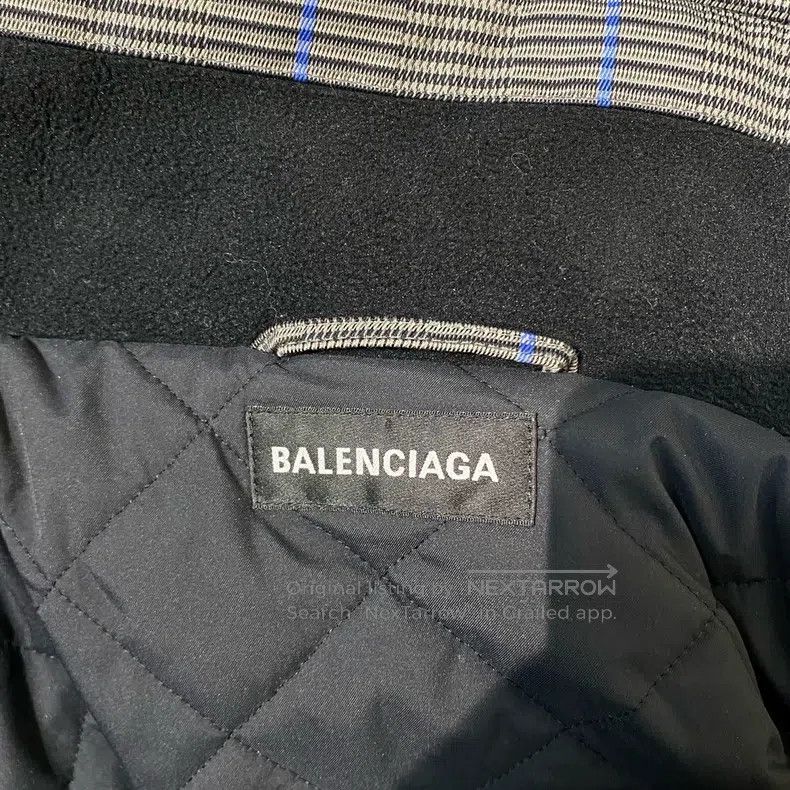 Balenciaga Balenciaga Plaid hooded jacket Size US S / EU 44-46 / 1 - 4 Thumbnail