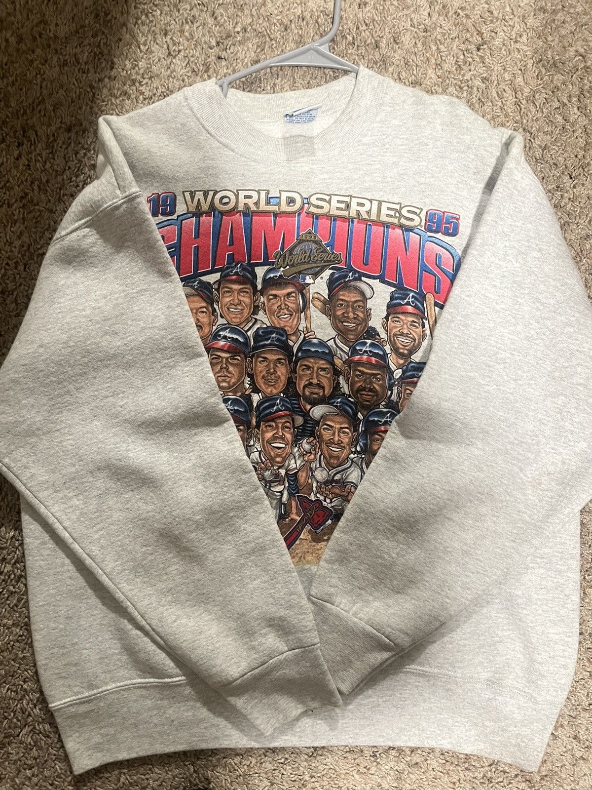 Salem Sportswear Vintage World Series crew neck Size US XL / EU 56 / 4 - 4 Thumbnail
