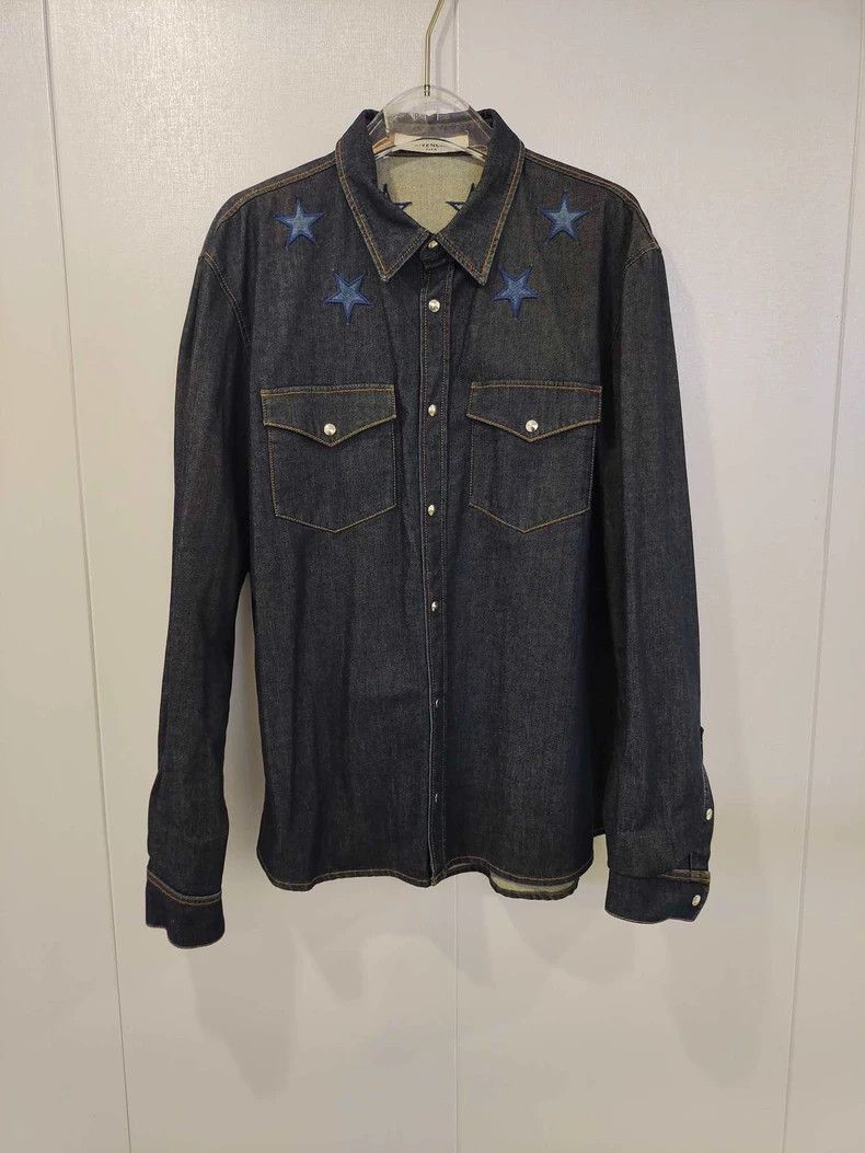 Givenchy Givenchy Summer New Classic Square Grid Size US XXL / EU 58 / 5 - 1 Thumbnail