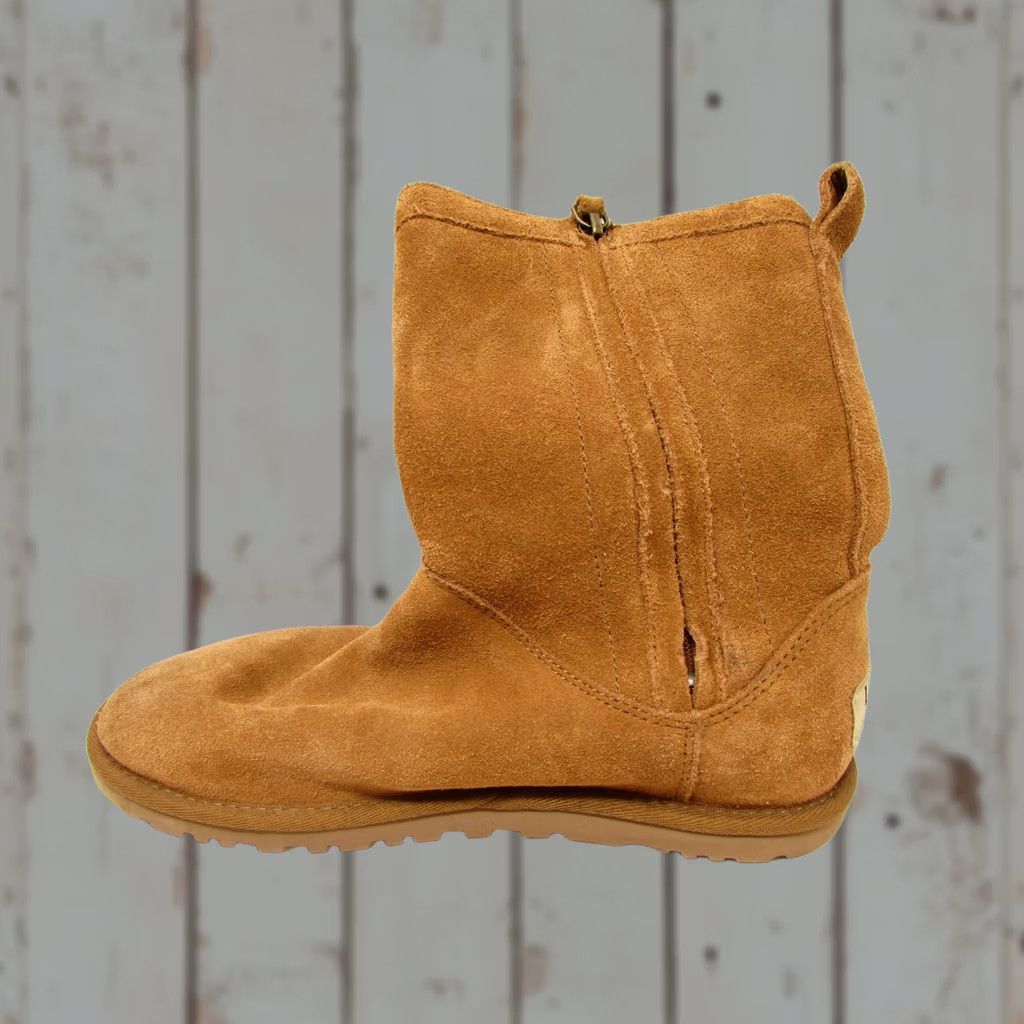 Ugg UGG Lo Pro Floral Cutout Suede Boots Women Size 6 Brown US 6 UK 4.5 Boots Womens Size US 7 / IT 37 - 1 Thumbnail