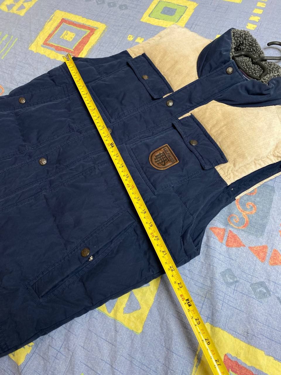 Tommy Hilfiger Vintage 90s Tommy Hilfiger Vest Size US L / EU 52-54 / 3 - 10 Thumbnail