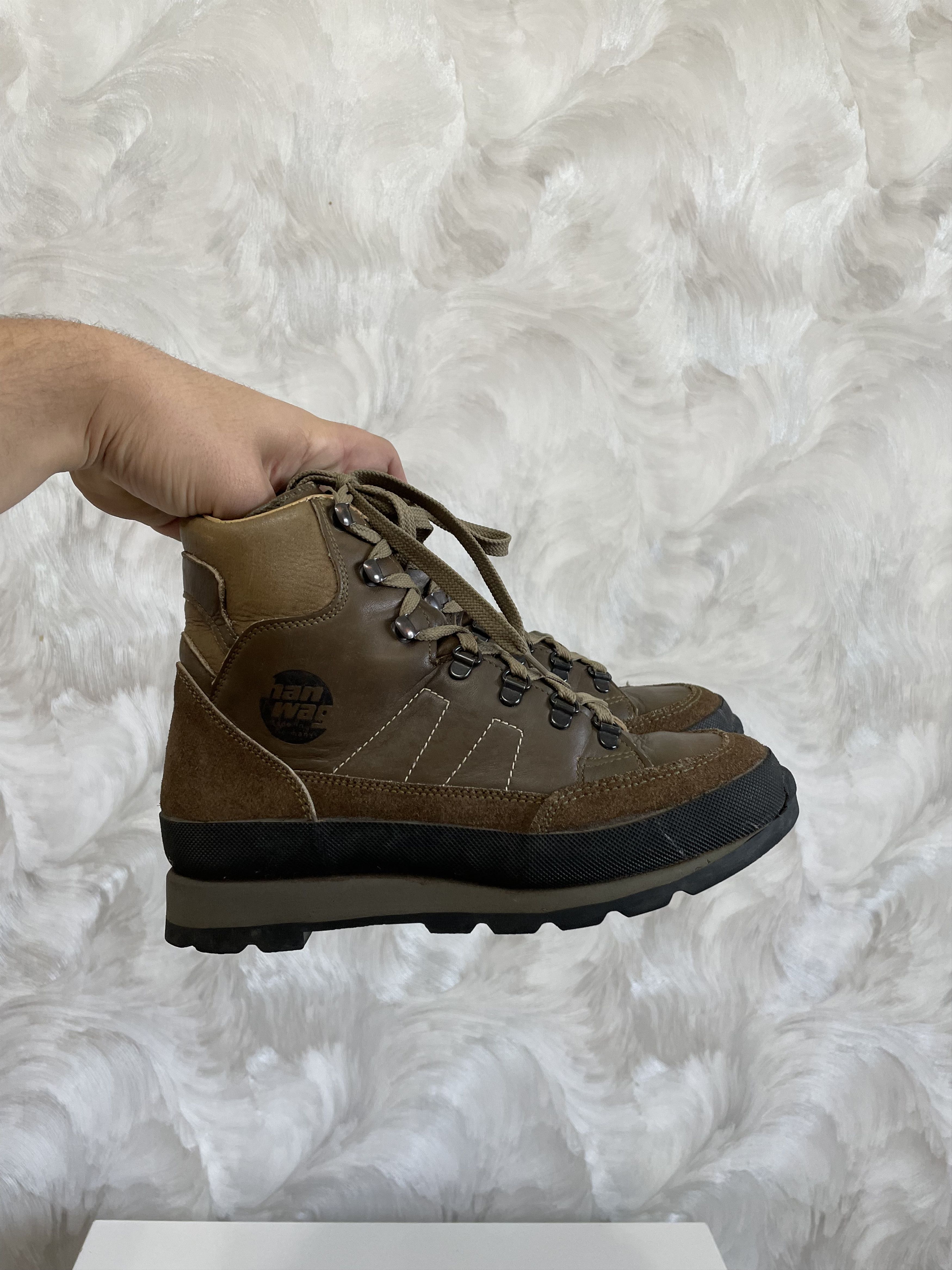Hanwag × Vintage MENS VINTAGE OUTDOOR BOOTS HANWAG Size US 5.5 / EU 38 - 10 Thumbnail