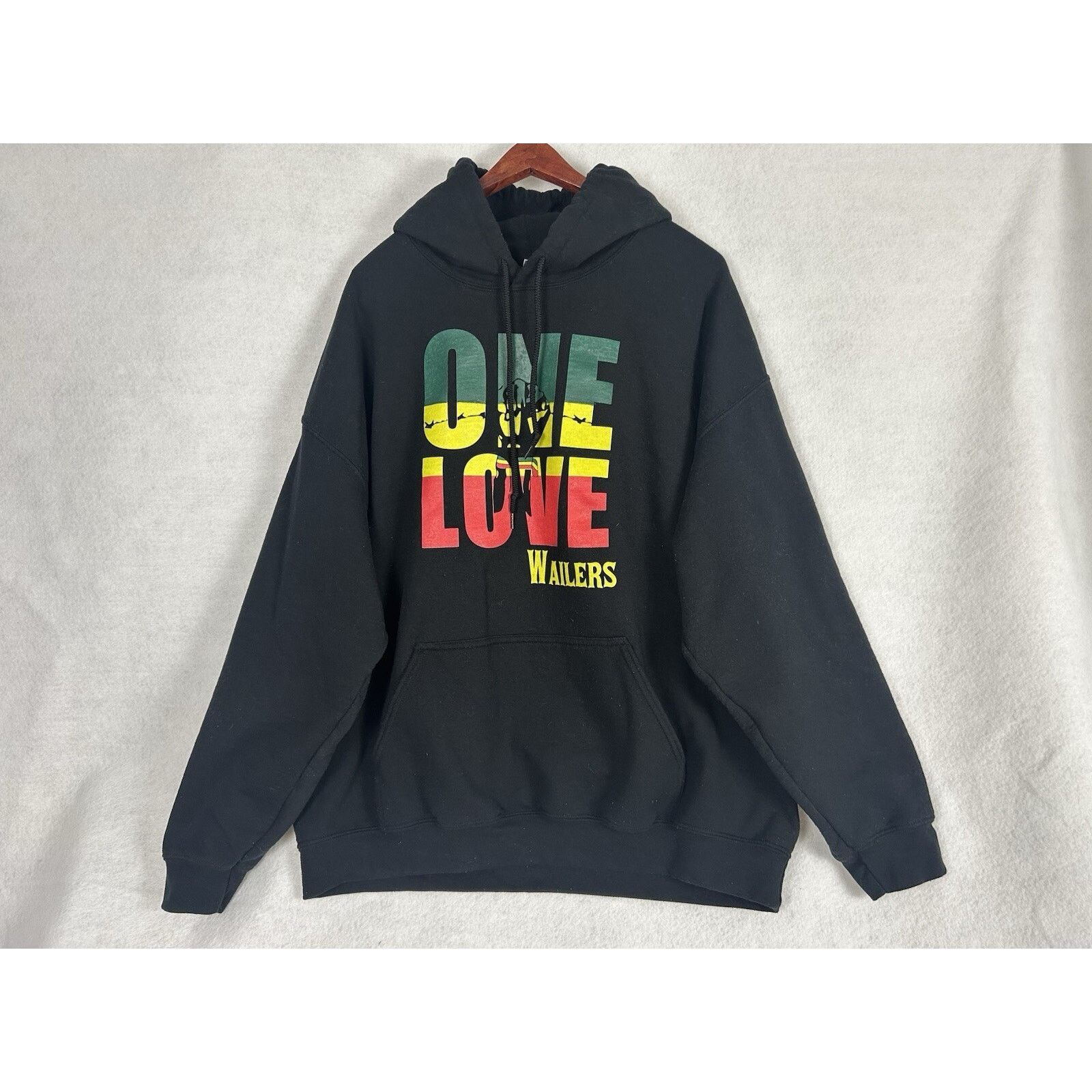 Gildan One Love The Wailers Tour Official Merchandise Hoodie XL Size US XL / EU 56 / 4 - 1 Thumbnail