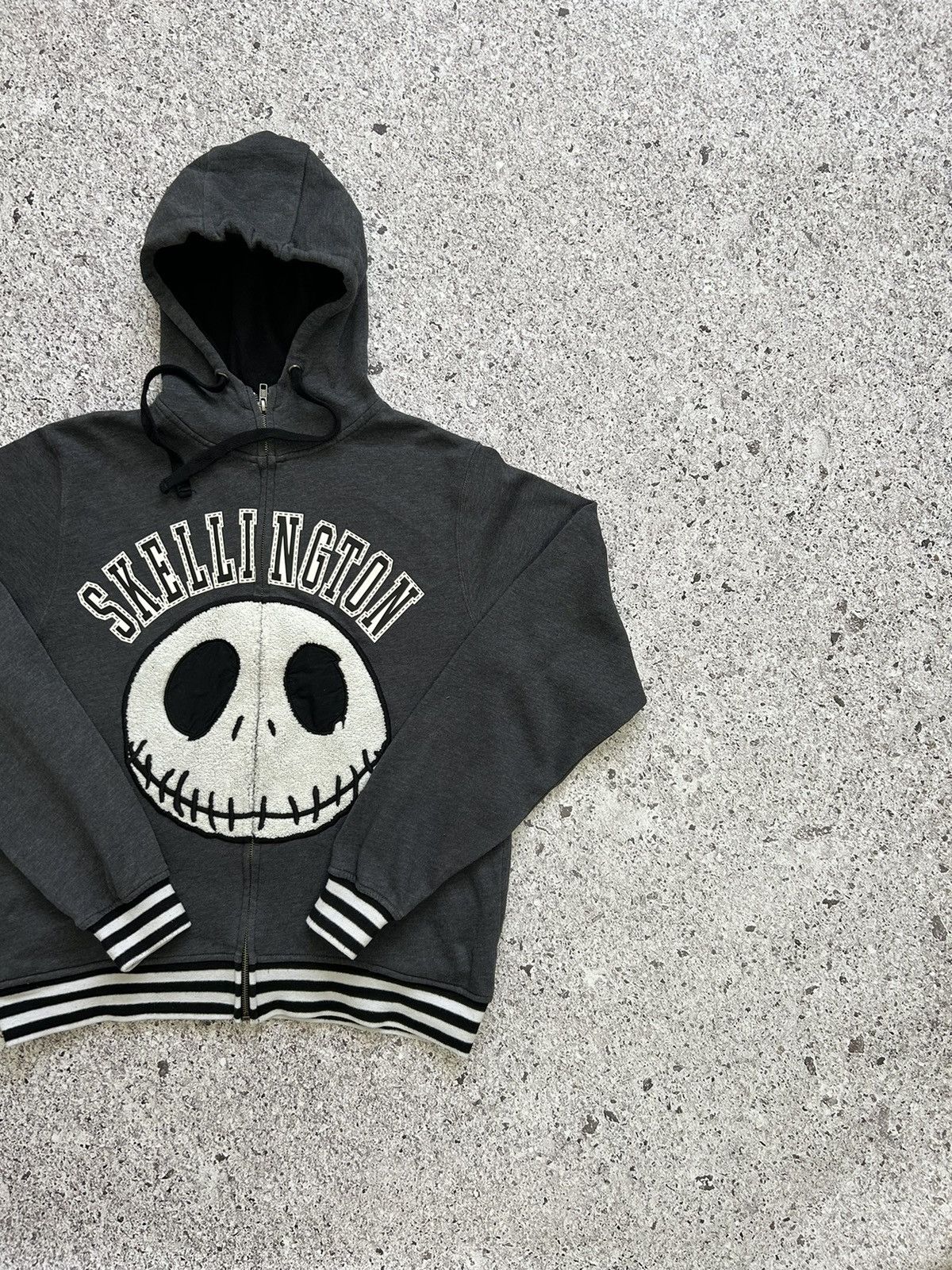 Anime × Cartoon Network × Expert Horror Tim Burtons Disney The Nightmare Before Christmas hoodie Size US S / EU 44-46 / 1 - 5 Thumbnail