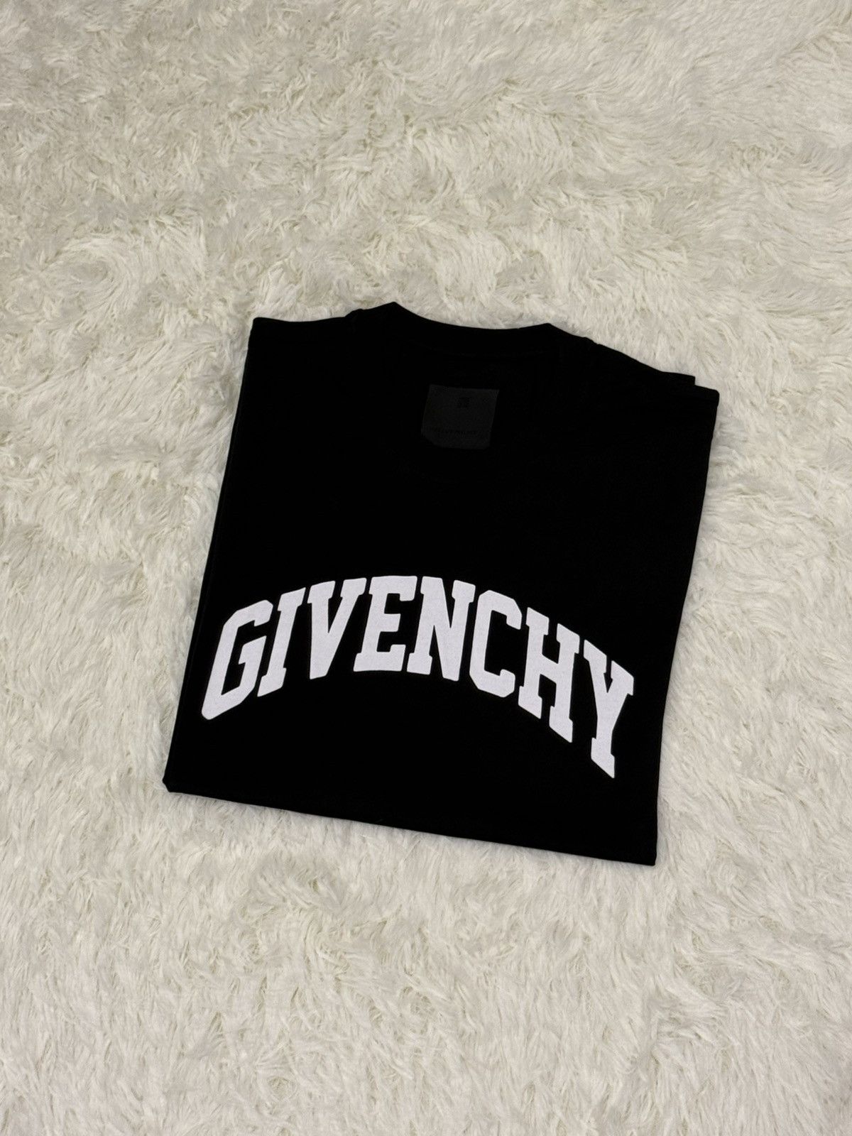 Givenchy Givenchy black t shirt Size US S / EU 44-46 / 1 - 1 Thumbnail