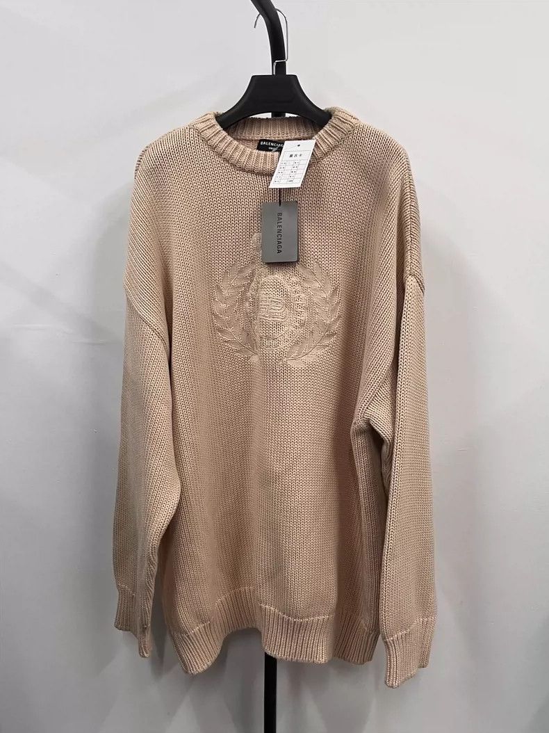 Balenciaga Balenciaga FW21 Solid Logo Long Sleeve Crew Neck Pullover s Size US S / EU 44-46 / 1 - 1 Thumbnail