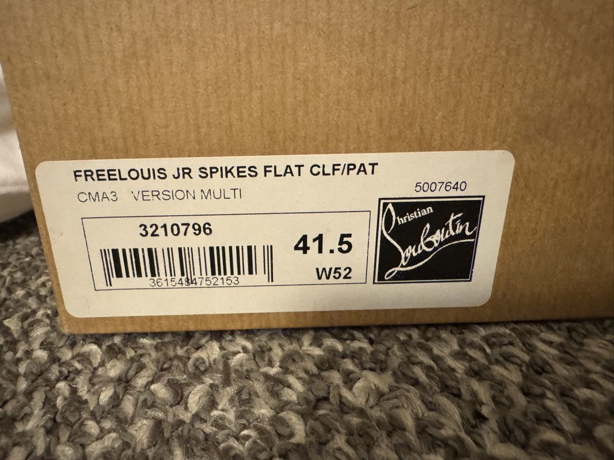 Christian Louboutin Christian Louboutin Freelouis Junior Spikes Flat Size US 9 / EU 42 - 13 Thumbnail
