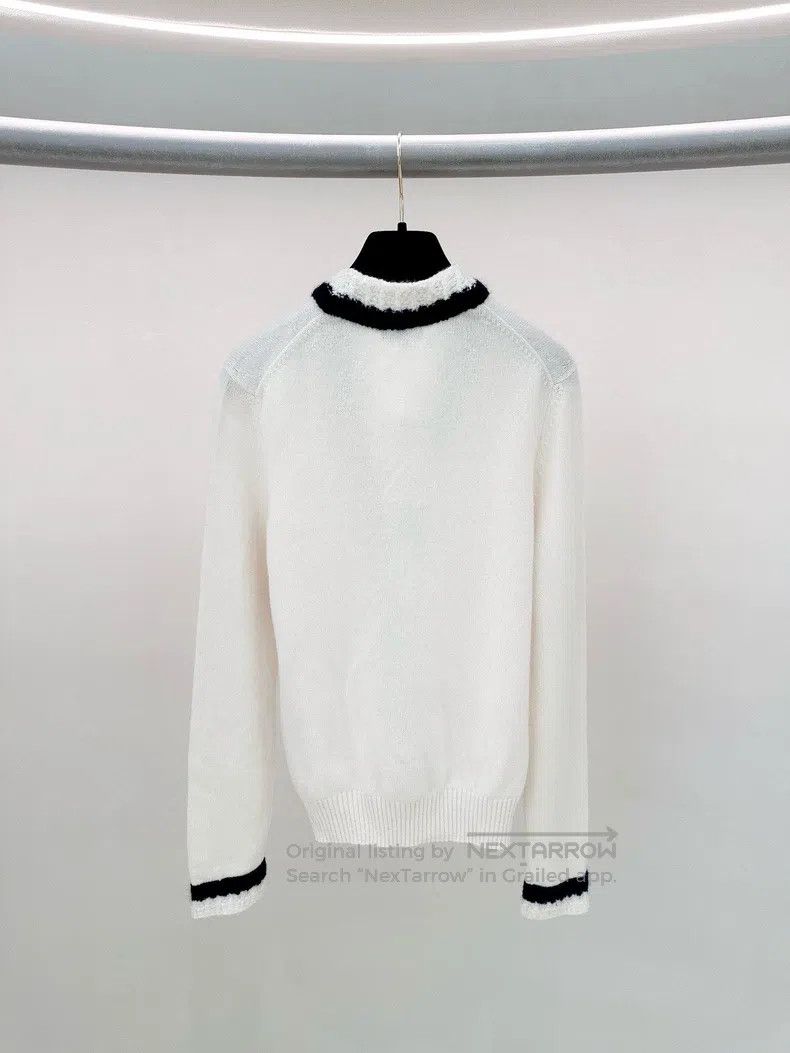 Chanel Chanel White cashmere cardigan coat Size S / US 4 / IT 40 - 2 Thumbnail