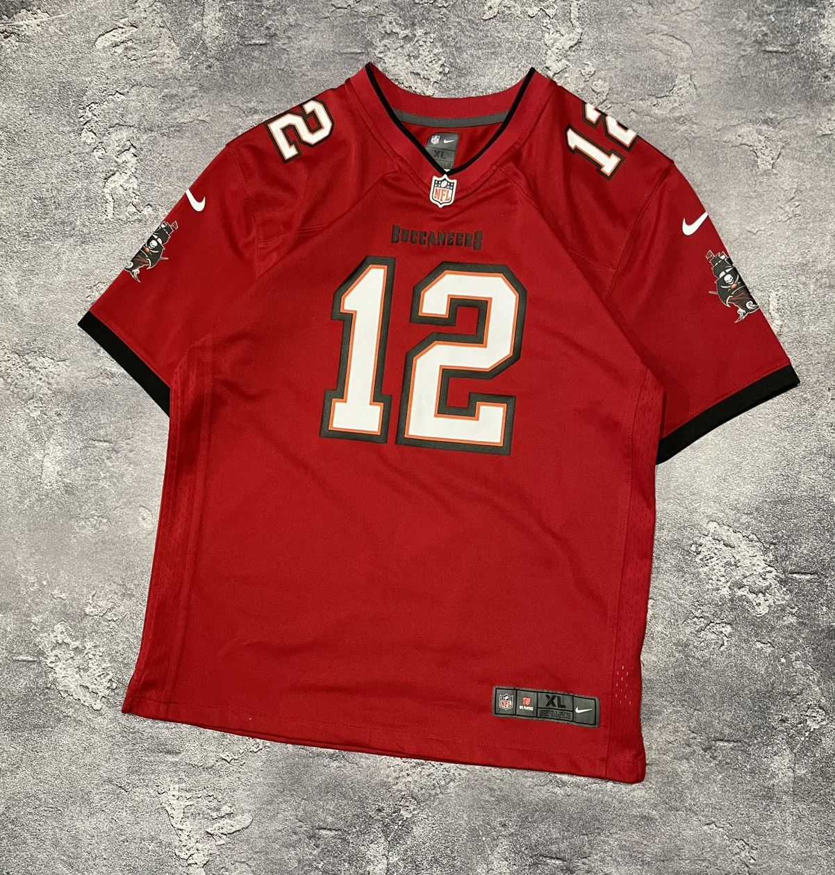 NFL Vintage Nike Tampa Bay Buccaneers #12 Tom Brady NFL Jersey Size US XL / EU 56 / 4 - 1 Thumbnail