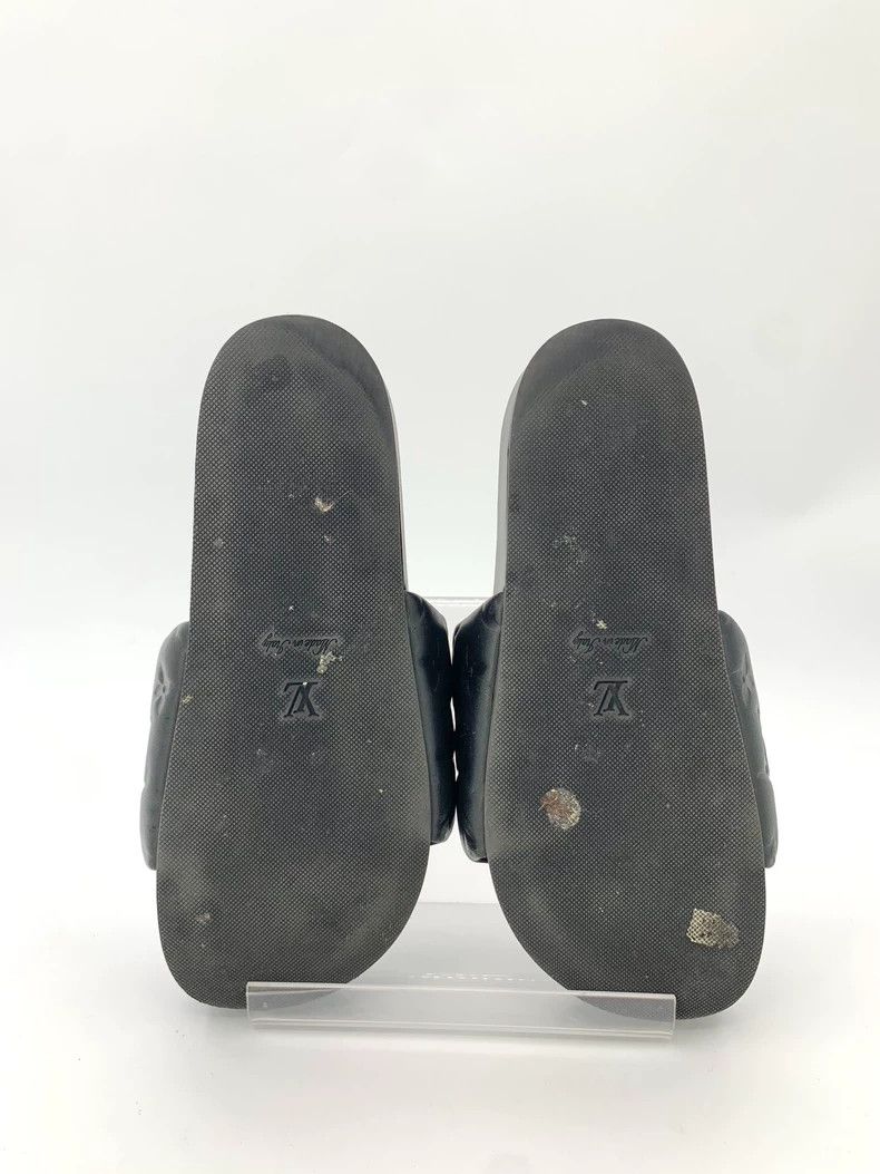 Louis Vuitton Louis Vuitton Black logo presbyopic leather slippers Size US 6.5 / IT 36.5 - 5 Thumbnail