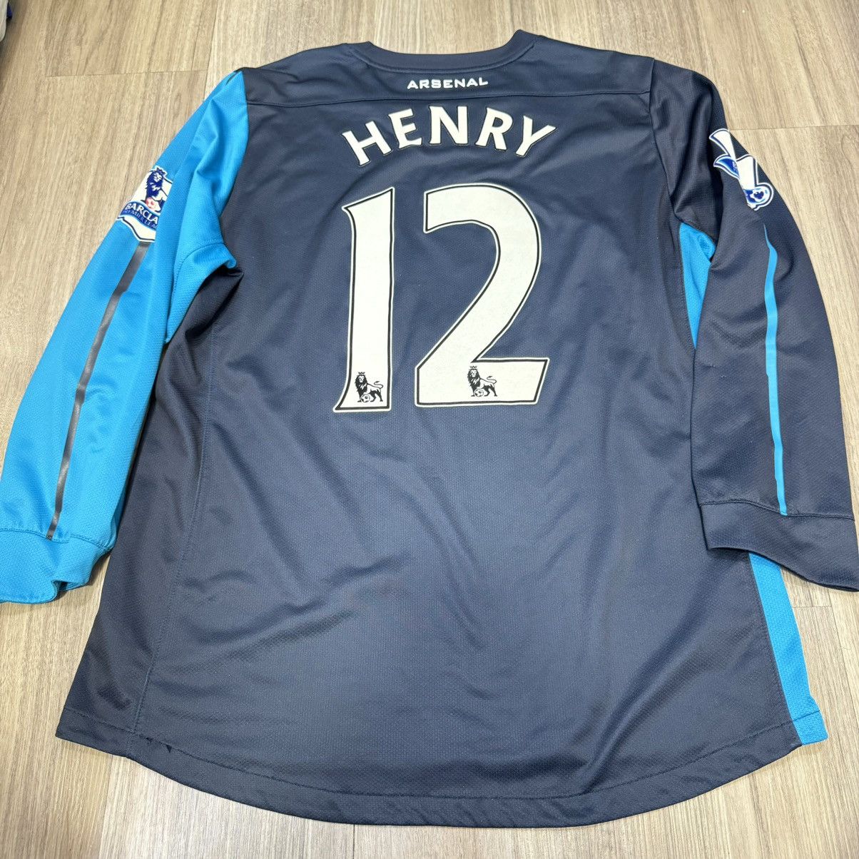 Nike Arsenal 11/12 longsleeves player issue away shirt #12 Henry Size US L / EU 52-54 / 3 - 2 Thumbnail