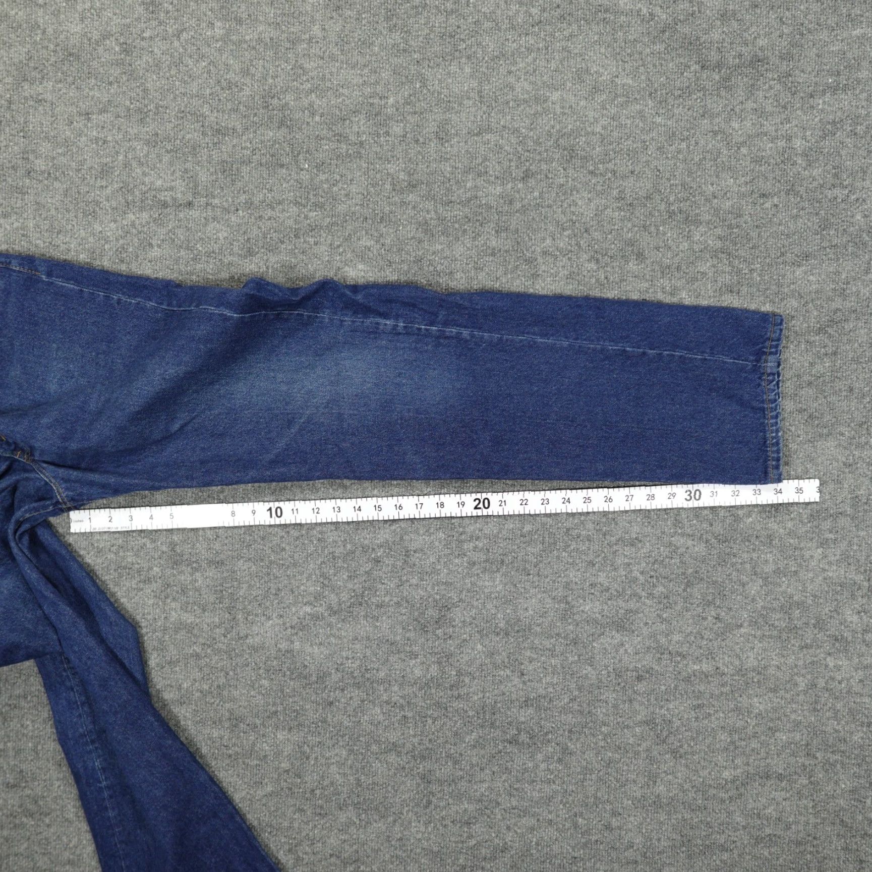 Levi's VINTAGE Levi's 505 Jeans Mens 38x34 Blue Regular Fit Straight Leg Made in USA Size US 38 / EU 54 - 5 Thumbnail