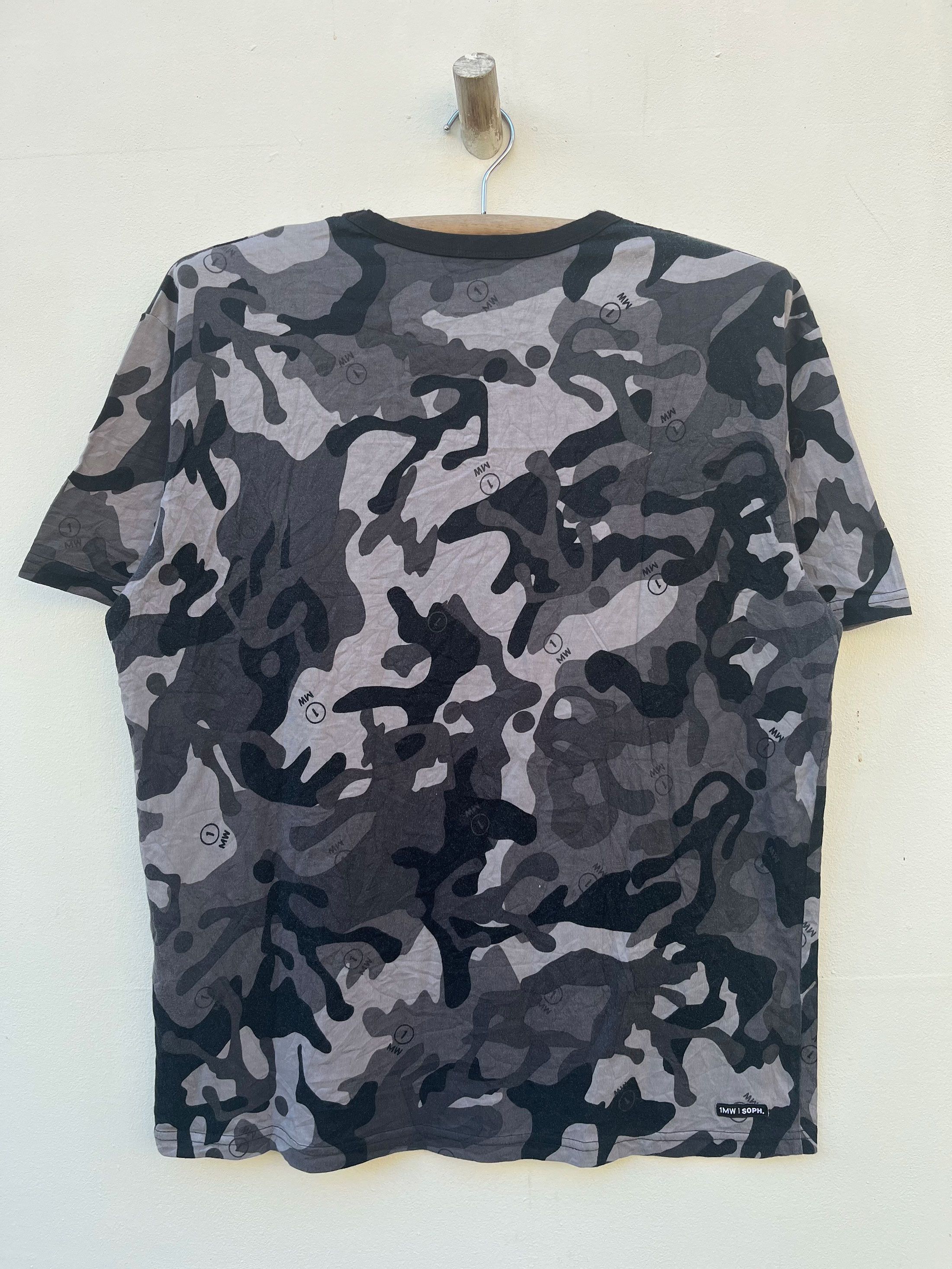 GU × Japanese Brand × Sophnet. 1MW by Soph Sophnet Japan Camouflage T Shirt Size US L / EU 52-54 / 3 - 3 Thumbnail
