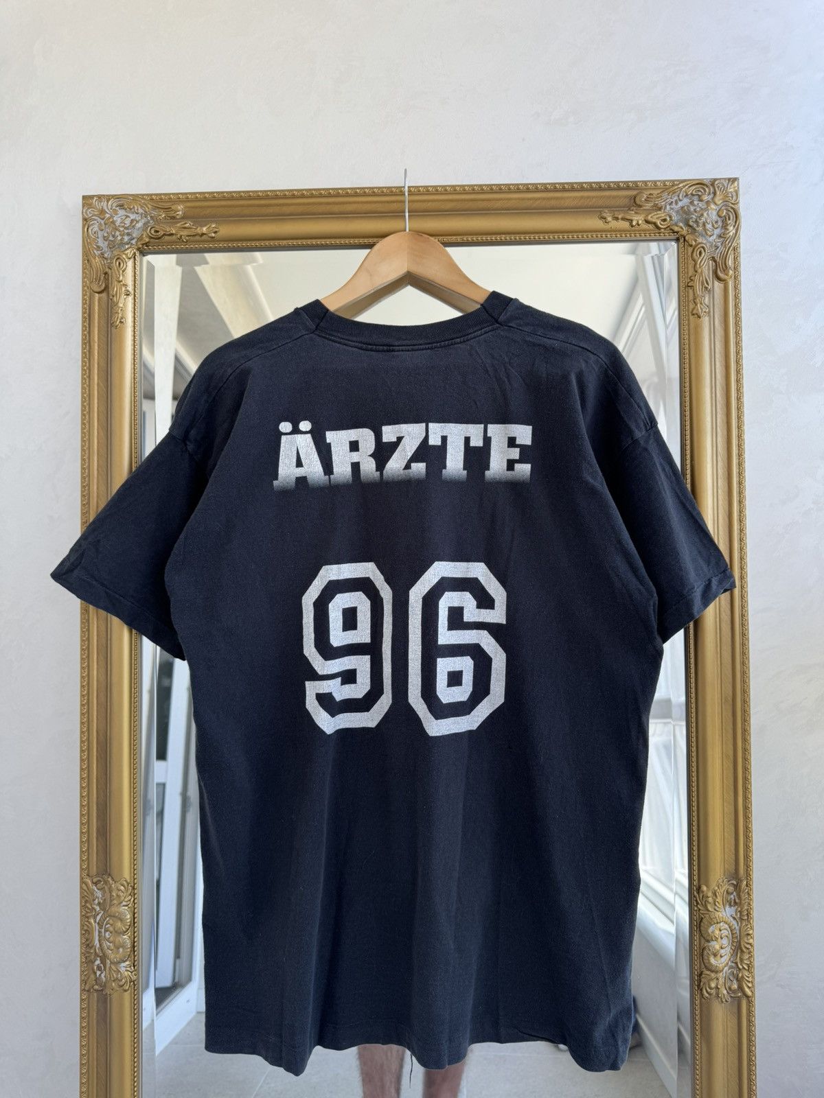Band Tees Vintage 1996 Die Arzte Band T-shirt Size US XL / EU 56 / 4 - 3 Thumbnail