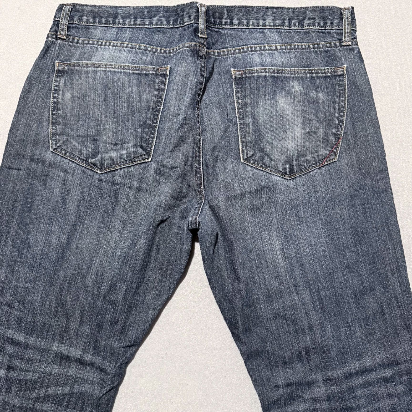 Banana Republic Banana Republic Jeans Men Blue Denim Zip Fly Vintage Straight 36x30 5-Pocket Quality Denim Vintage 2000s Mens Jeans Size US 36 / EU 52 - 2 Thumbnail