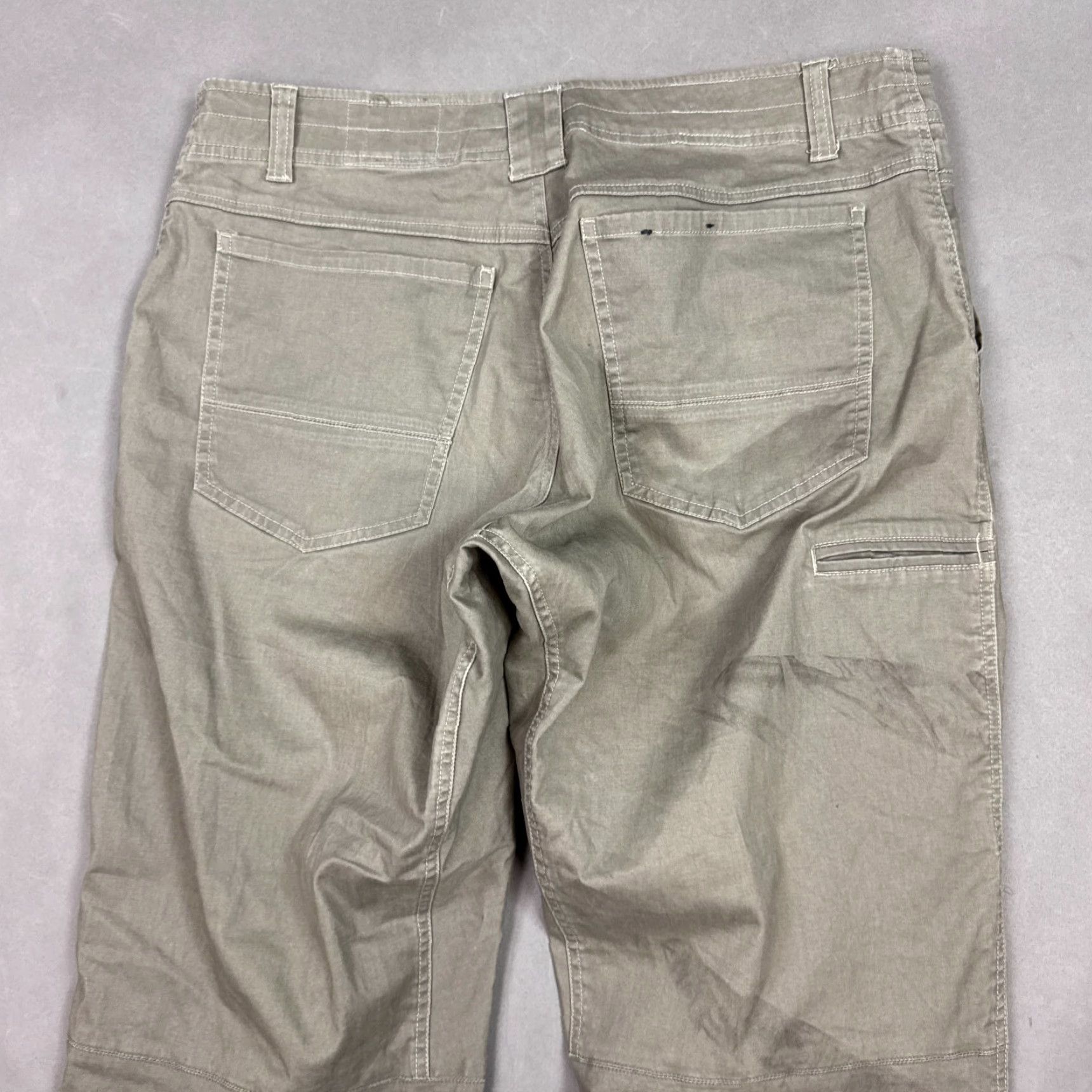 Vintage Kuhl Pants Mens 36x30 Brown Slackr Hiking Trail Camp Fish Chore Workwear Baggy Pants Size US 36 / EU 52 - 6 Thumbnail