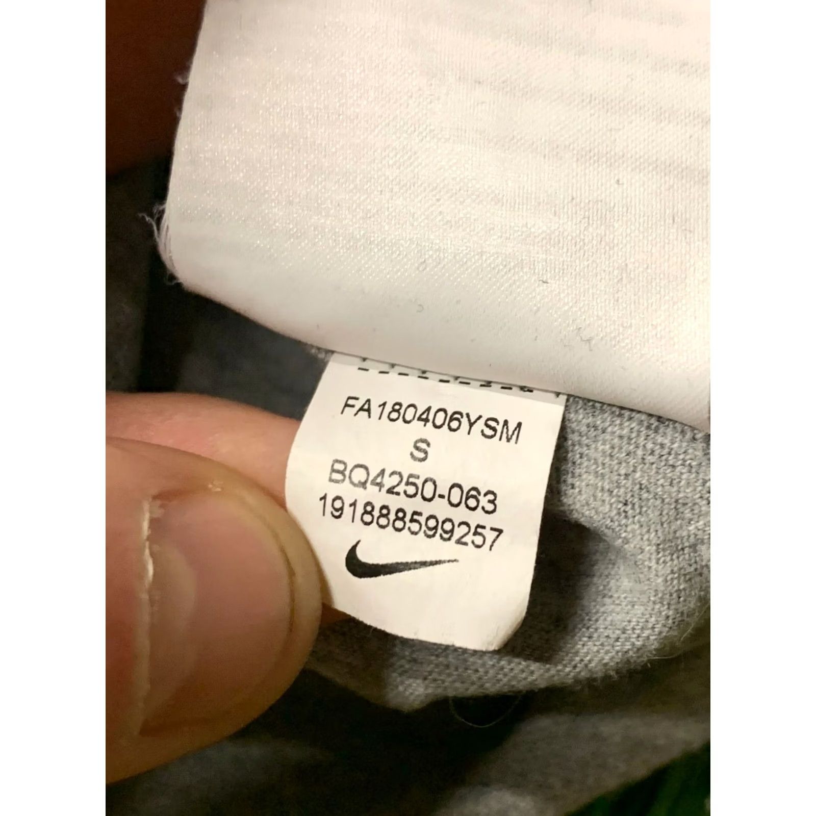 Nike NIKE JUST DO IT ORIGINAL MENS CASUAL SHIRT T-SHIRT TEE JERSEY SIZE S SMALL Size US S / EU 44-46 / 1 - 7 Thumbnail