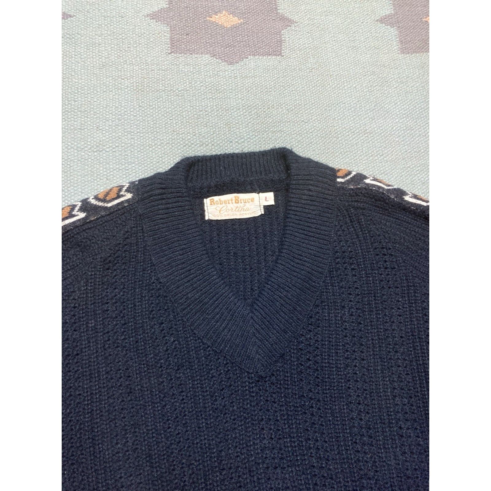 Vintage VINTAGE Robert Bruce Sweater Mens Knit V-Neck Acrylic Black Large 60s 70s Shaggy Pullover Size US L / EU 52-54 / 3 - 2 Thumbnail