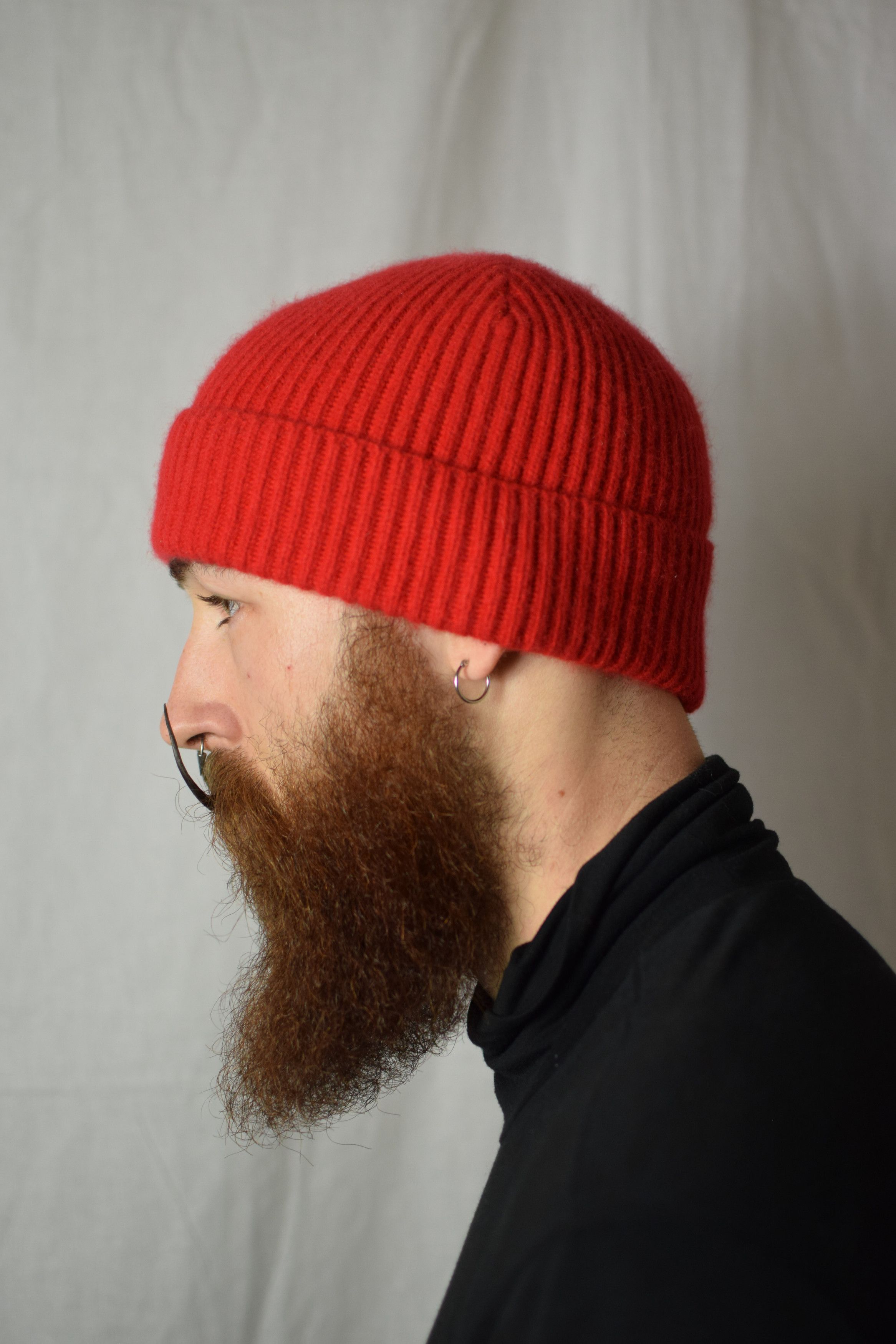 Yohji Yamamoto YYPH AW01 Red Knit Cap - HV-H03-929 Size ONE SIZE - 3 Thumbnail