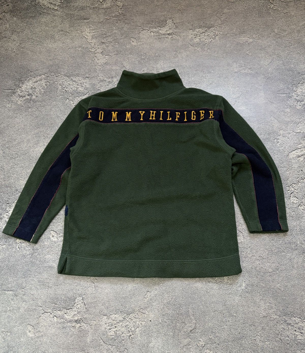 Tommy Hilfiger Vintage Tommy Hilfiger Fleece Jacket Green Big Logo 90s S Size US S / EU 44-46 / 1 - 1 Thumbnail