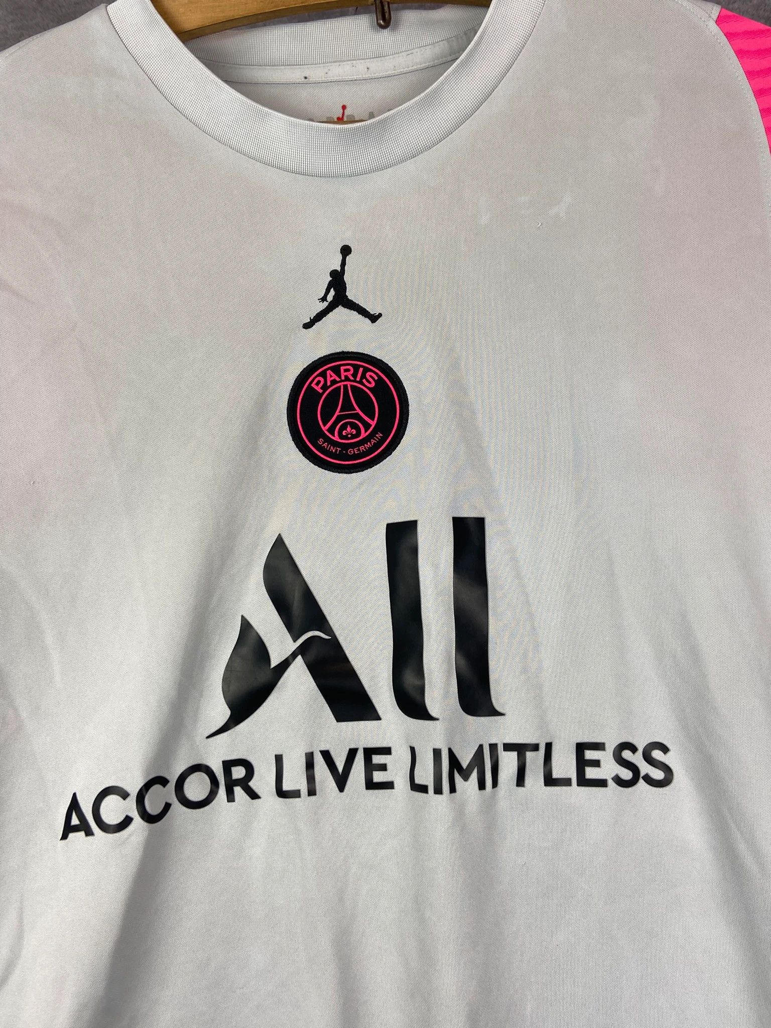 Jordan Brand Jordan PSG Training T-Shirt Embroidered Logo M Size US M / EU 48-50 / 2 - 2 Thumbnail