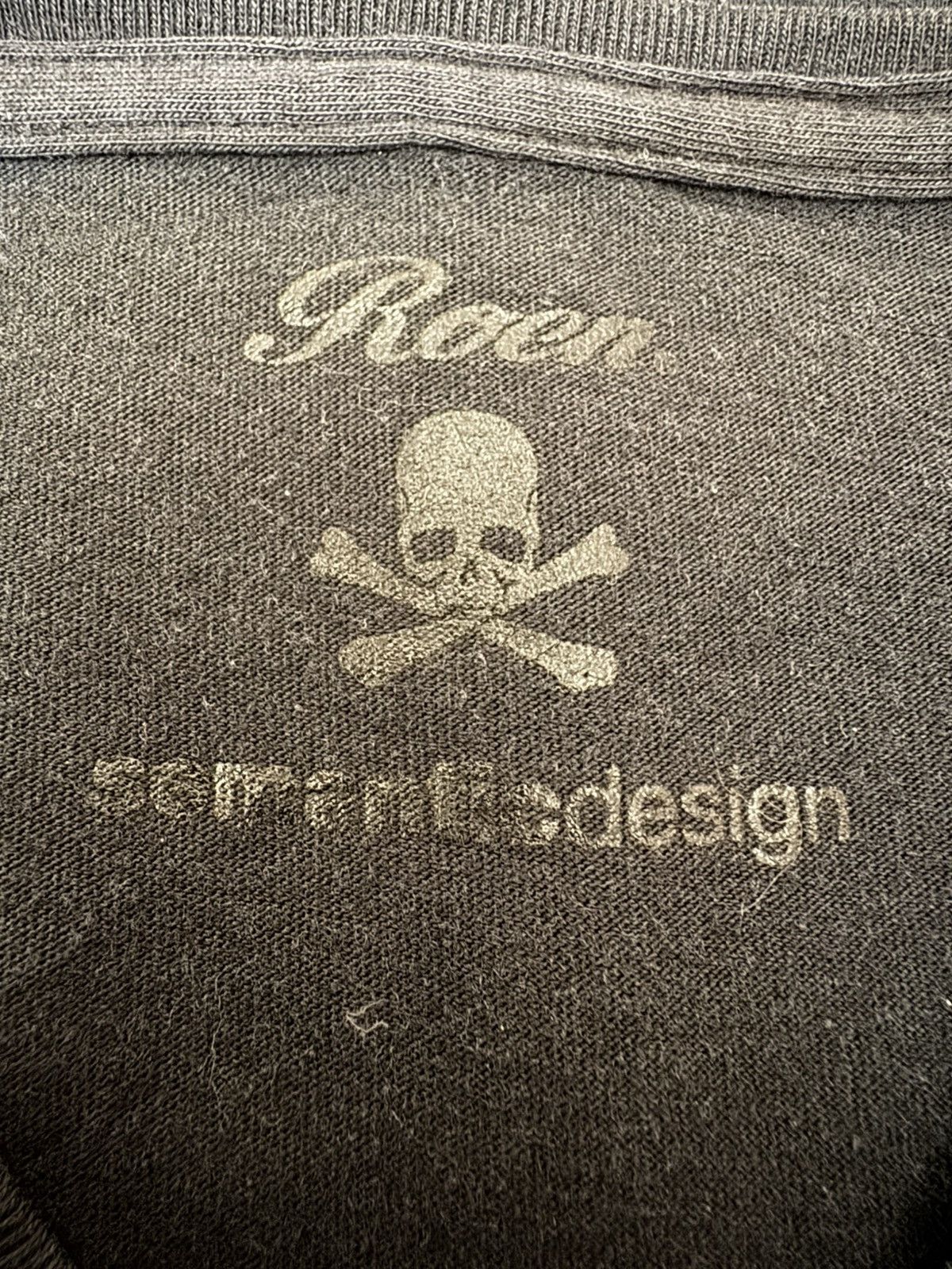 semanticdesign Roen x Semantic Design skull flame V-neck t-shirt Size US L / EU 52-54 / 3 - 7 Thumbnail