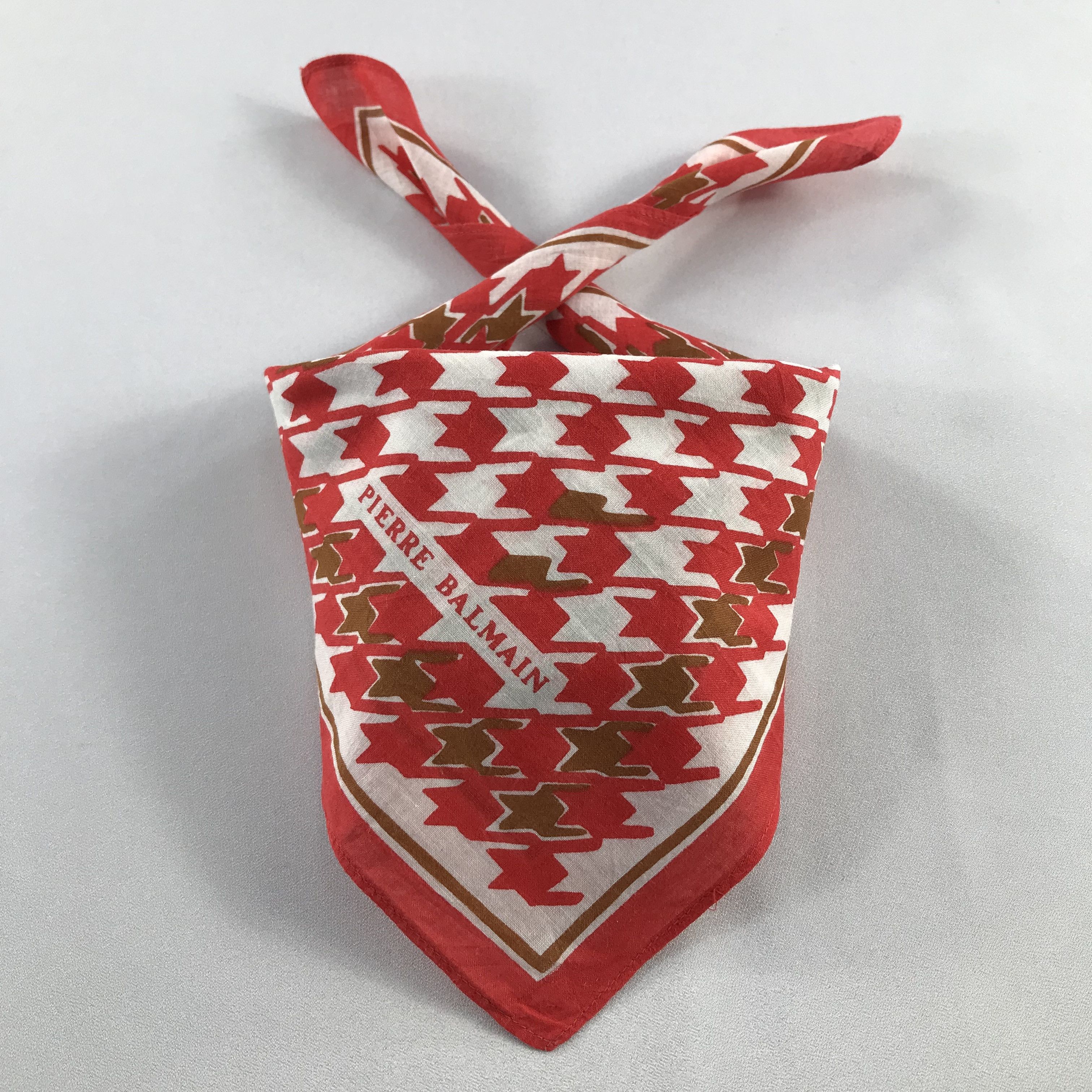 Pierre Balmain Pierre Balmain Handkerchief / Bandana / Neckerchief C669 Size ONE SIZE - 1 Thumbnail