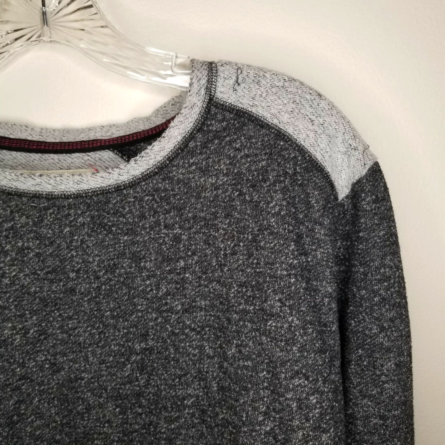 Tommy Bahama Tommy Bahama Sweater Gray Long Sleeve Pullover Size L Mens Size US L / EU 52-54 / 3 - 3 Thumbnail