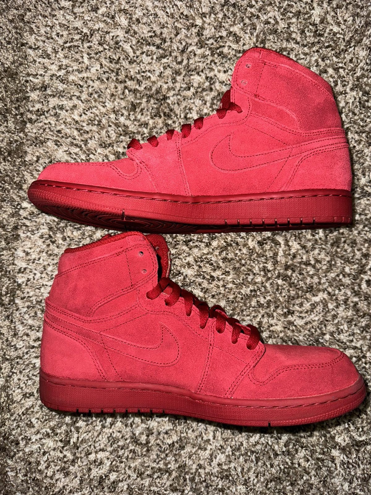 Jordan Brand Jordan 1 Retro Red Suede Size US 10 / EU 43 - 7 Thumbnail
