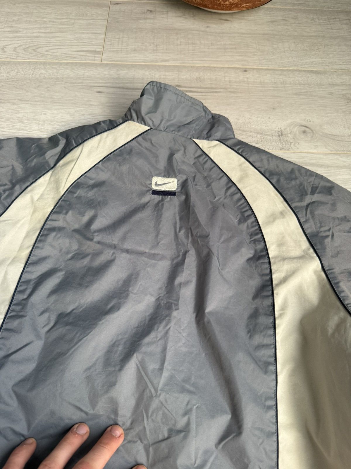 Nike × Vintage Vintage Nike Big Central Logo Nylon’s Anorak Track jacket Size US S / EU 44-46 / 1 - 5 Thumbnail