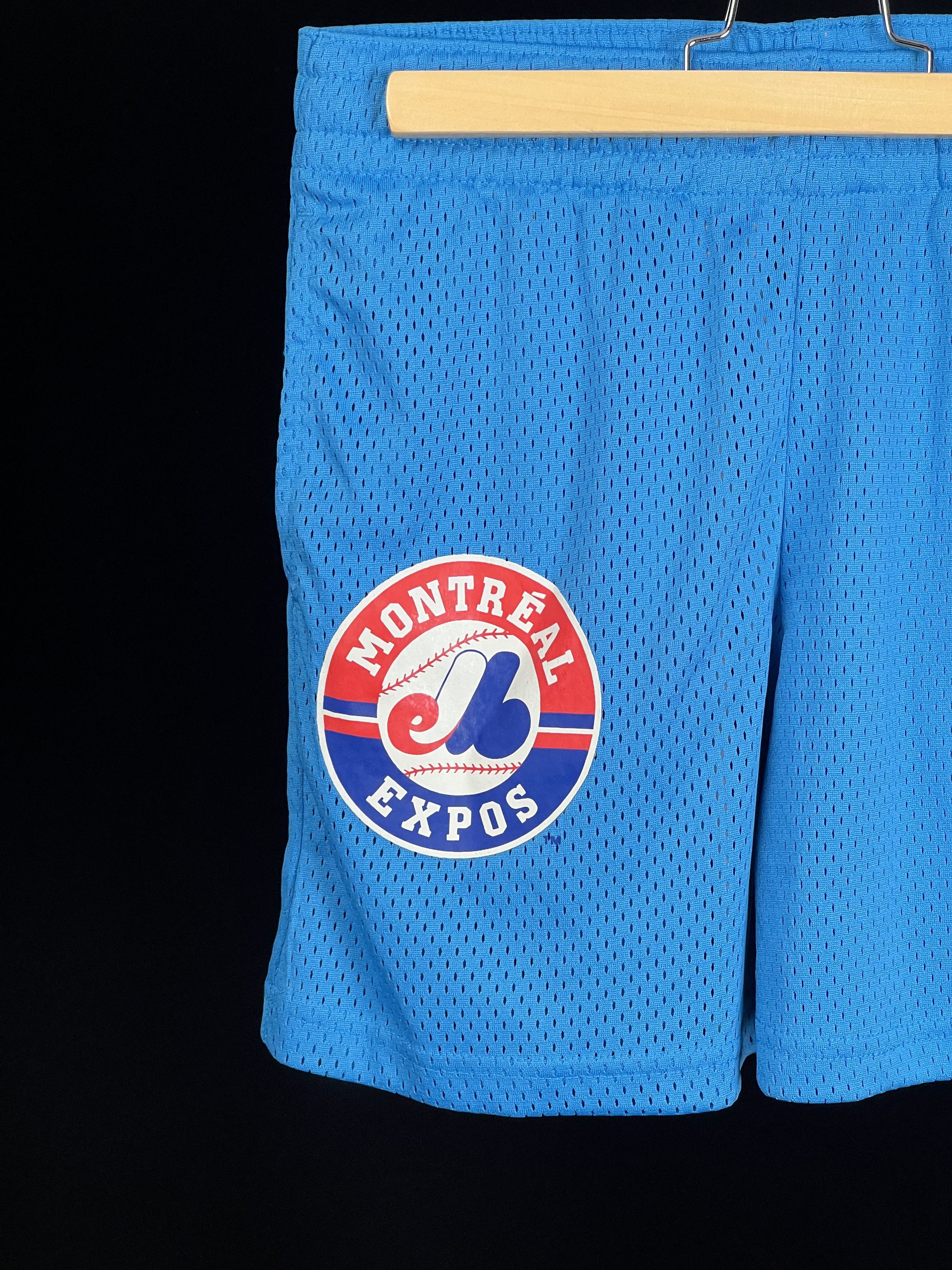 Eric Emanuel × New Era Brand New EE Basic Short Montreal Expos Size S Size US 30 / EU 46 - 2 Thumbnail