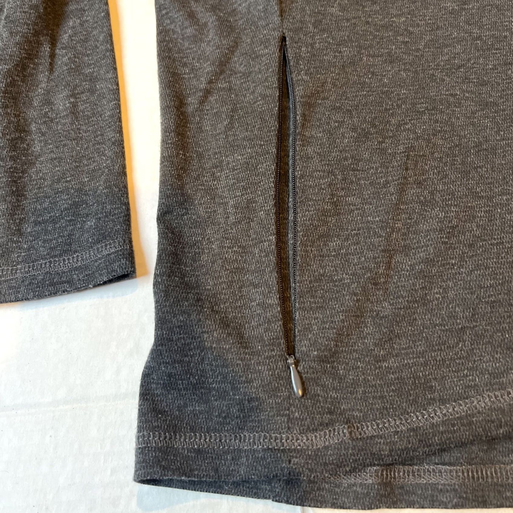 Logo 7 VINTAGE SpaceX Logo L/S 1/4 Zip Pullover Sweatshirt 5XL Unisex Adults Gray Polyester Knit Logo 1/4 Zip All Seasons Space USA Mens Womens Size US XXL / EU 58 / 5 - 5 Thumbnail